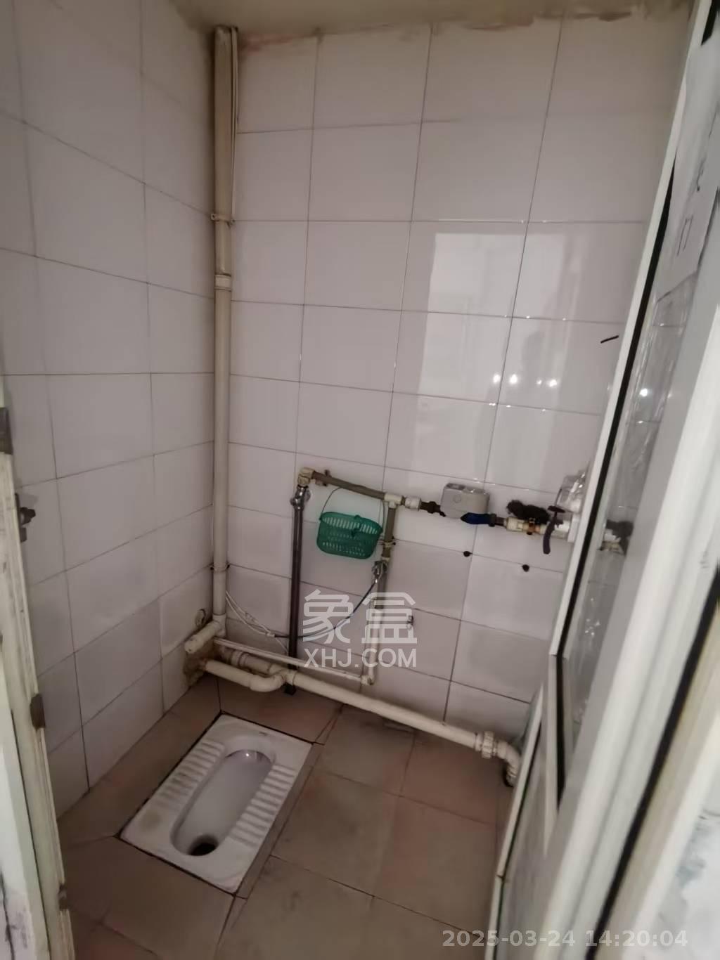 保利麓谷林语B区   91.33㎡     8000.00元/月室内图