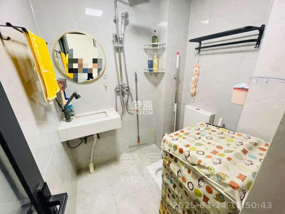 和顺天河广场(型格广场) 1室1厅1卫 1200.0元/月 和顺天河广场(型格广场) 1室1厅1卫 1200.0元/月室内图