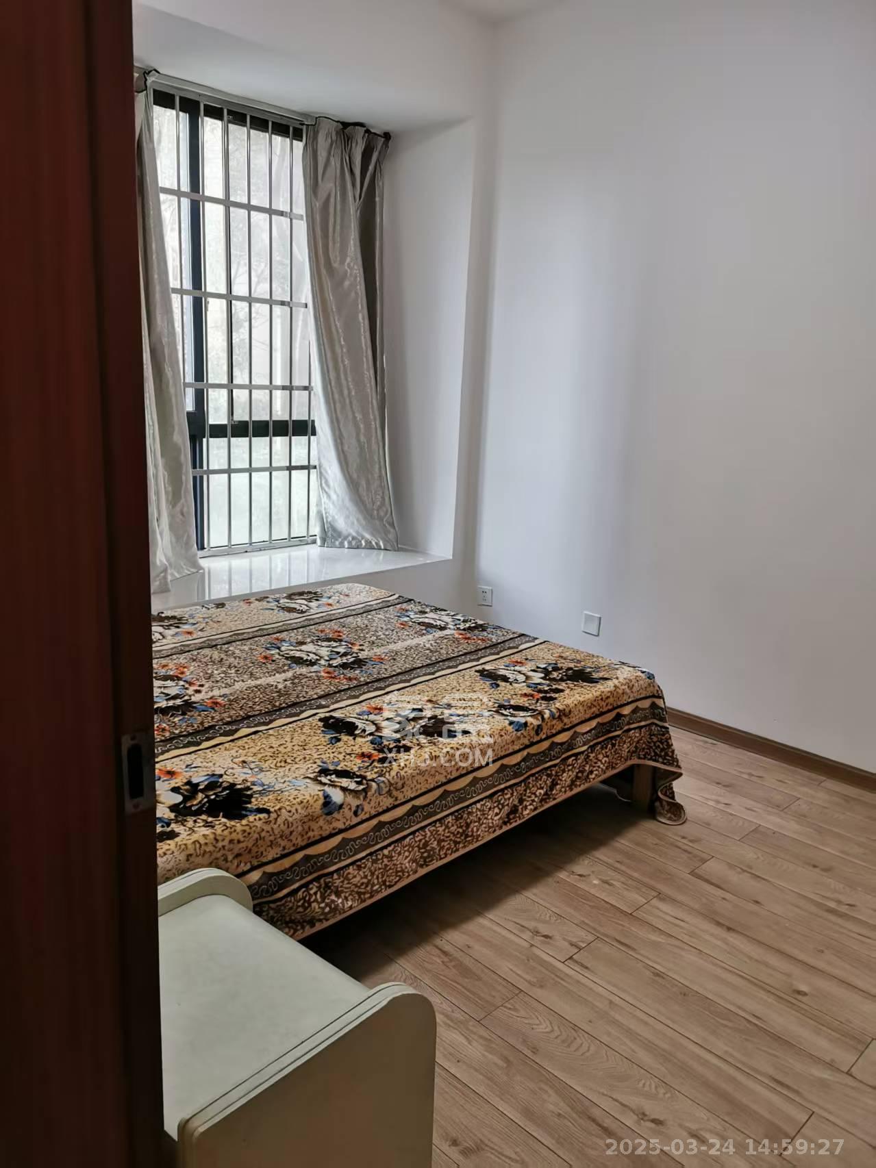 湘江世纪城悦江苑 2室2厅1卫 2200.0元/月 湘江世纪城悦江苑 2室2厅1卫 2200.0元/月室内图