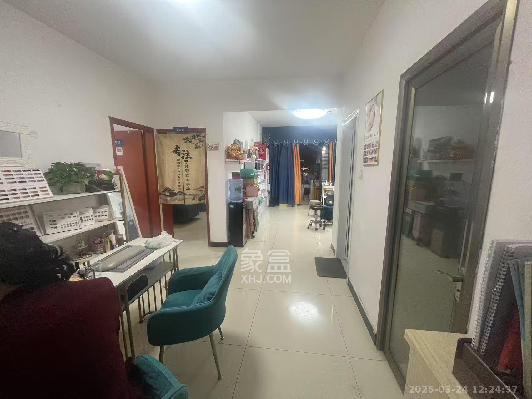 圭塘三小区 2室1厅1卫 2400.0元/月 圭塘三小区 2室1厅1卫 2400.0元/月室内图