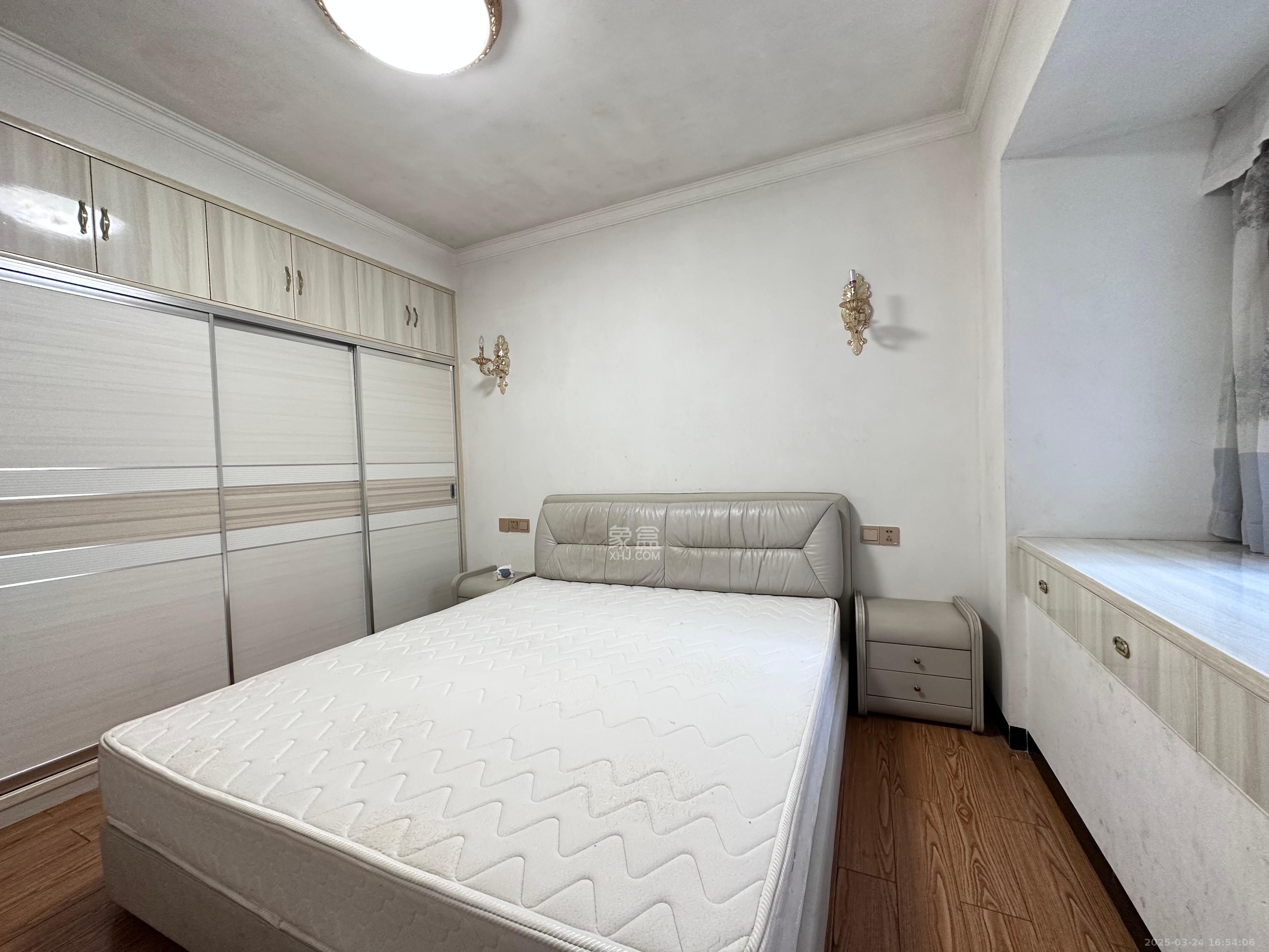 博长山水香颐  4室2厅2卫    2300.0元/月 博长山水香颐  4室2厅2卫    2300.0元/月室内图