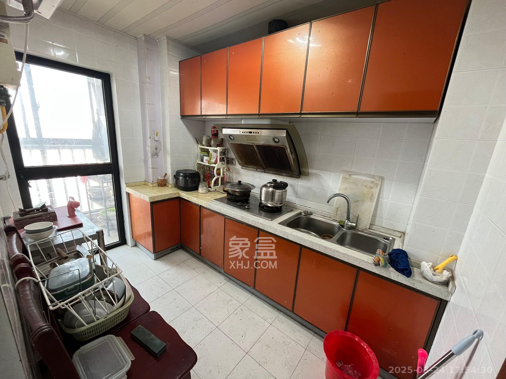 三江花中城 3室1厅1卫 2800.0元/月 三江花中城 3室1厅1卫 2800.0元/月室内图