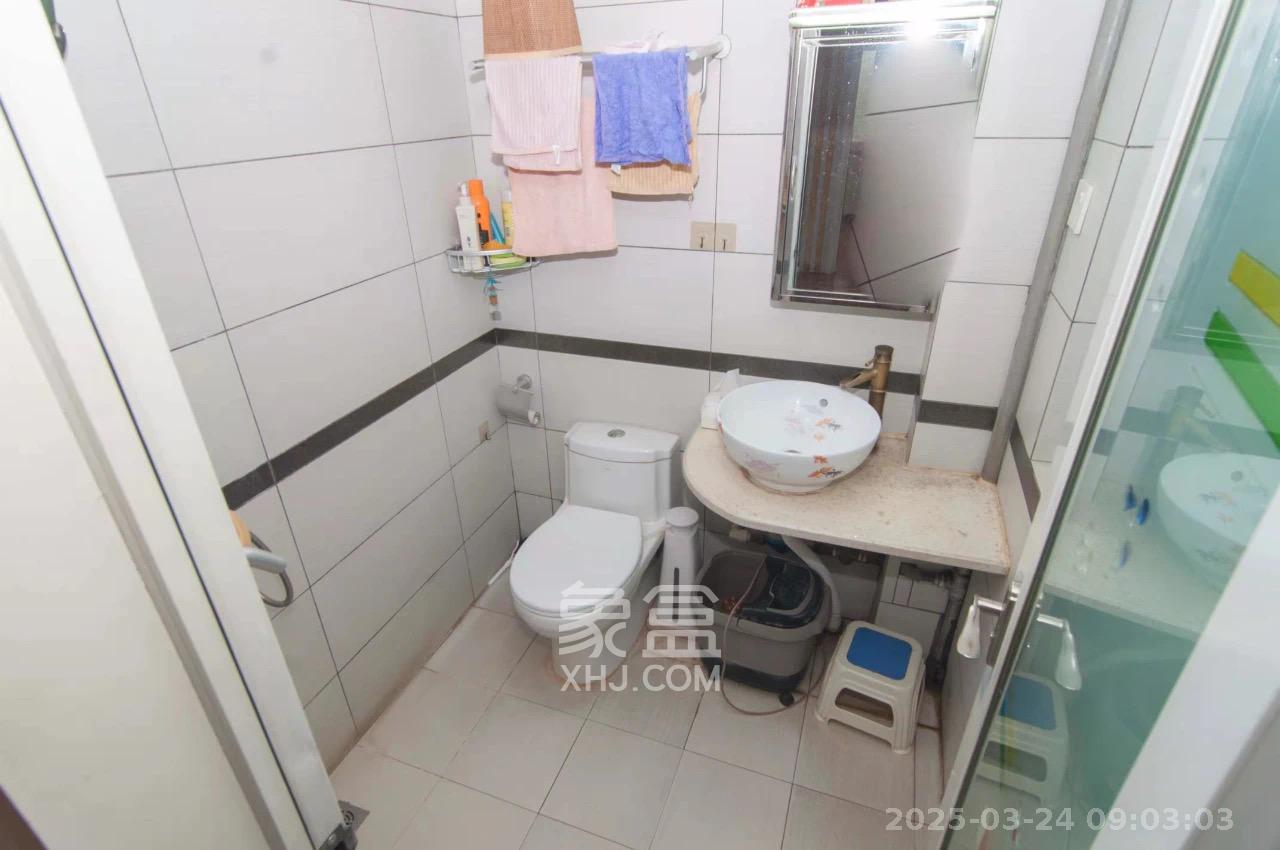 巧克力空间（建鸿达现代大厦）  2室2厅1卫   2300.00元/月室内图