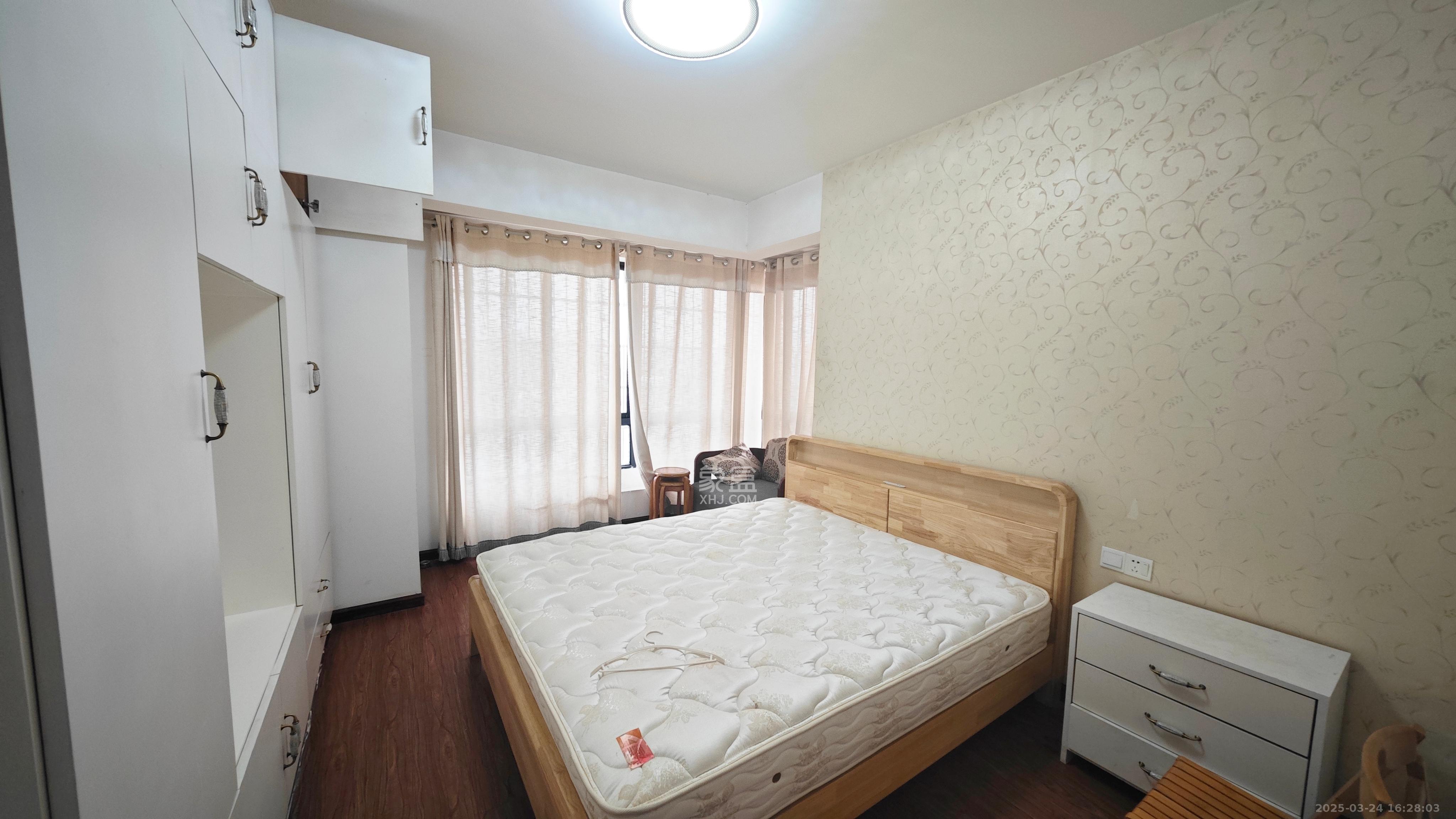 长大卧琥  3室2厅2卫   2700.00元/月室内图