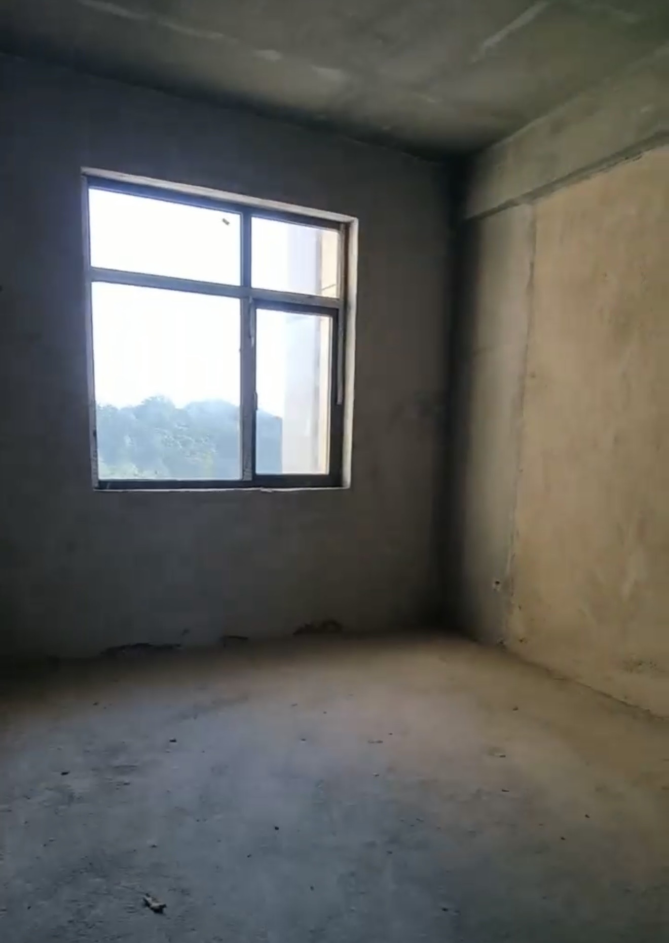 和泰家园 1室0厅0卫 69.8万 和泰家园 1室0厅0卫 69.8万客厅