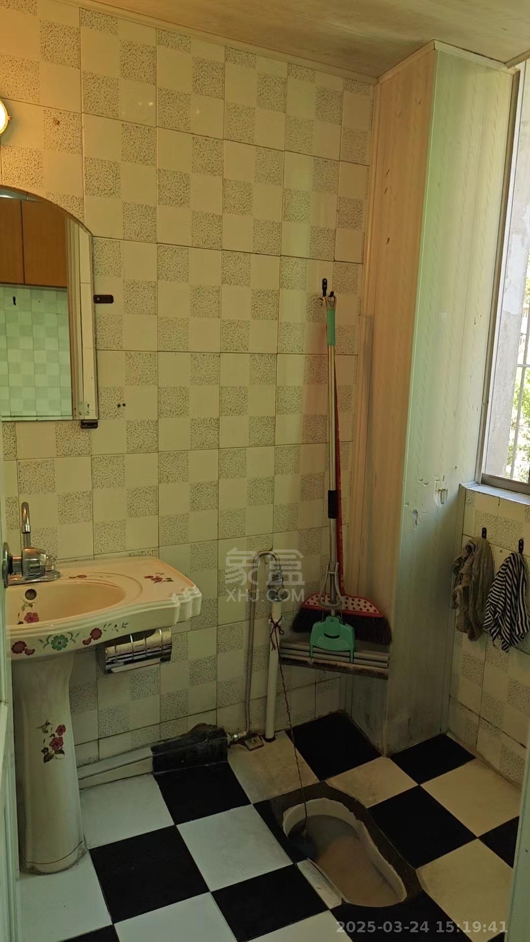 益民小区 2室2厅1卫 1100.0元/月 益民小区 2室2厅1卫 1100.0元/月室内图