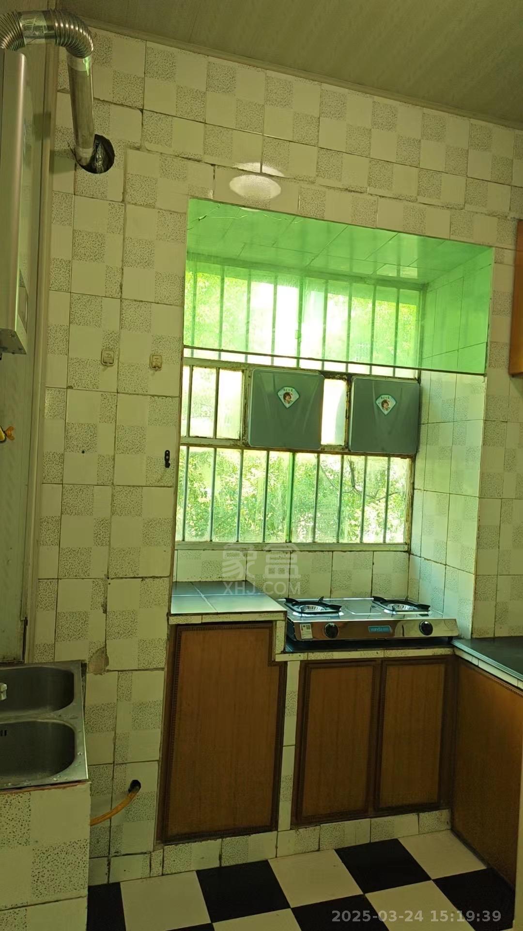 益民小区 2室2厅1卫 1100.0元/月 益民小区 2室2厅1卫 1100.0元/月室内图