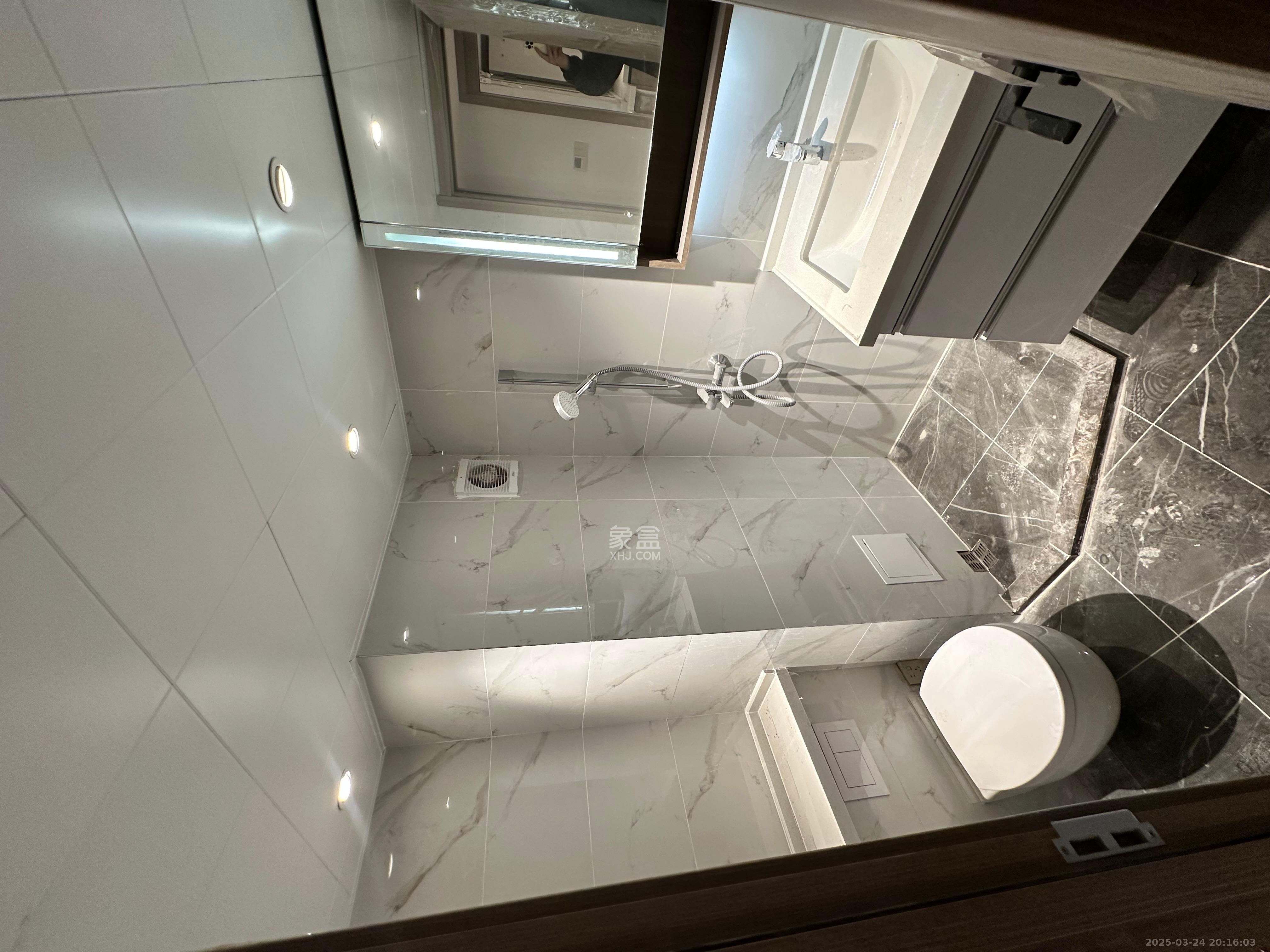 正荣梅溪紫阙台  3室2厅2卫    3800.0元/月室内图