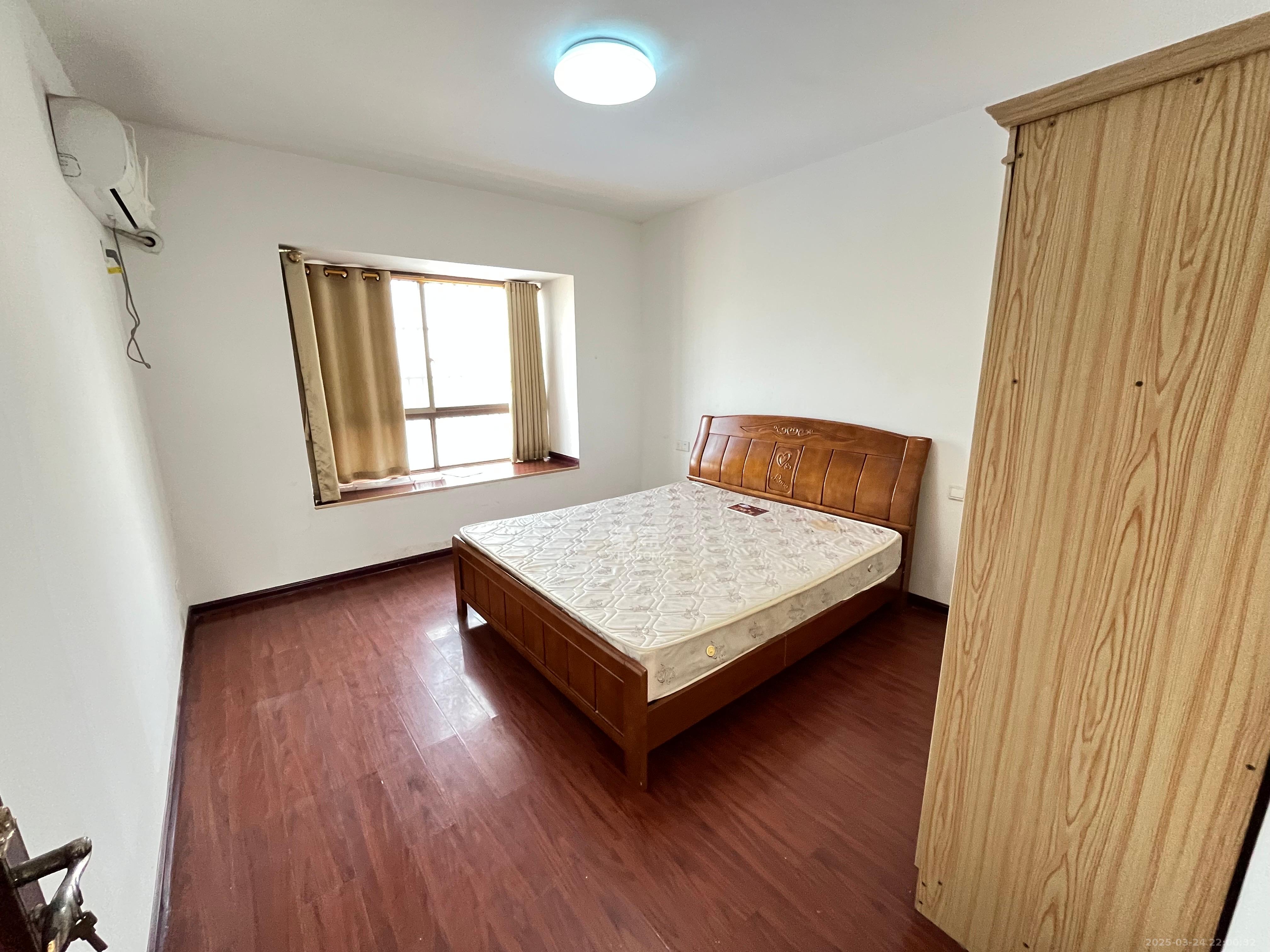 保利东郡 3室2厅2卫 2500.0元/月 保利东郡 3室2厅2卫 2500.0元/月室内图