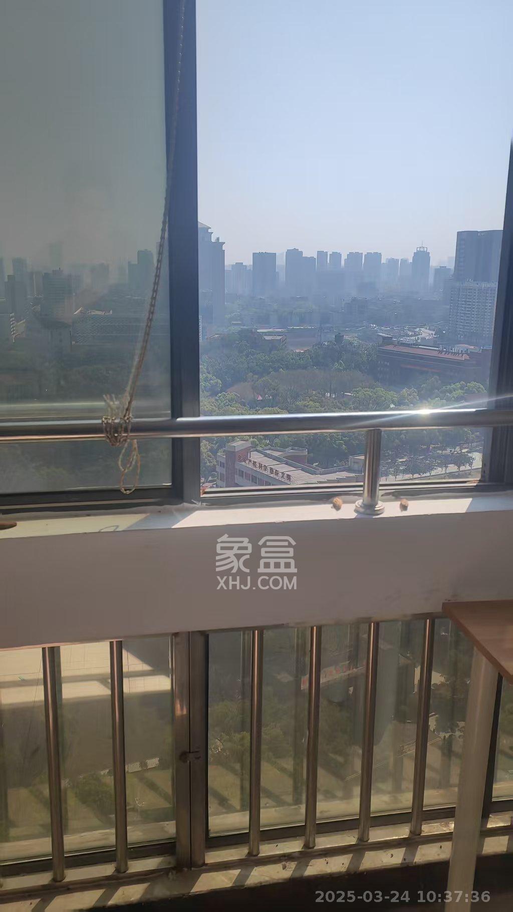 芙蓉蓉苑 1室1厅1卫 3200.0元/月 芙蓉蓉苑 1室1厅1卫 3200.0元/月室内图