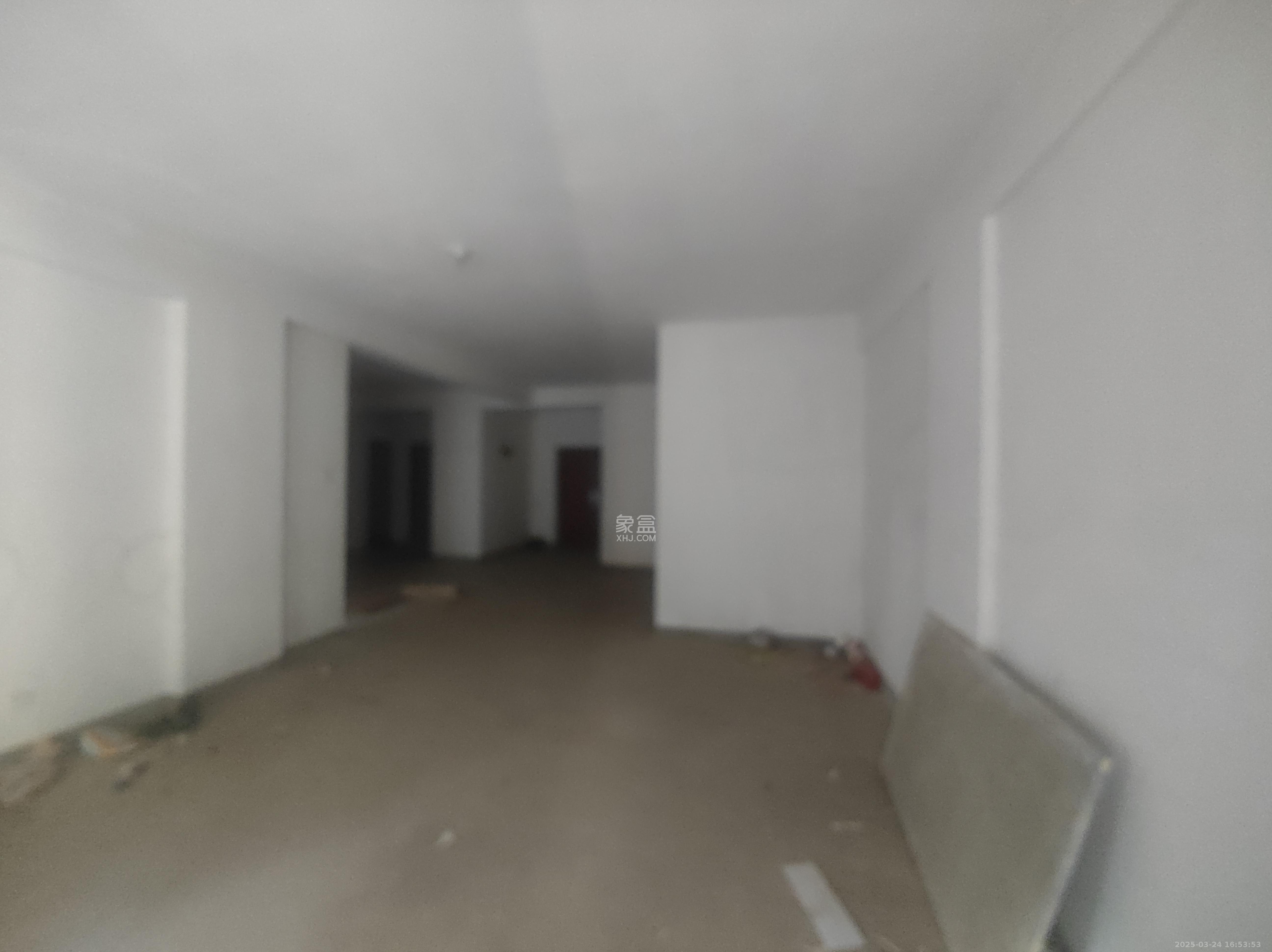 中城丽景香山园  4室2厅2卫    6500.0元/月 中城丽景香山园  4室2厅2卫    6500.0元/月