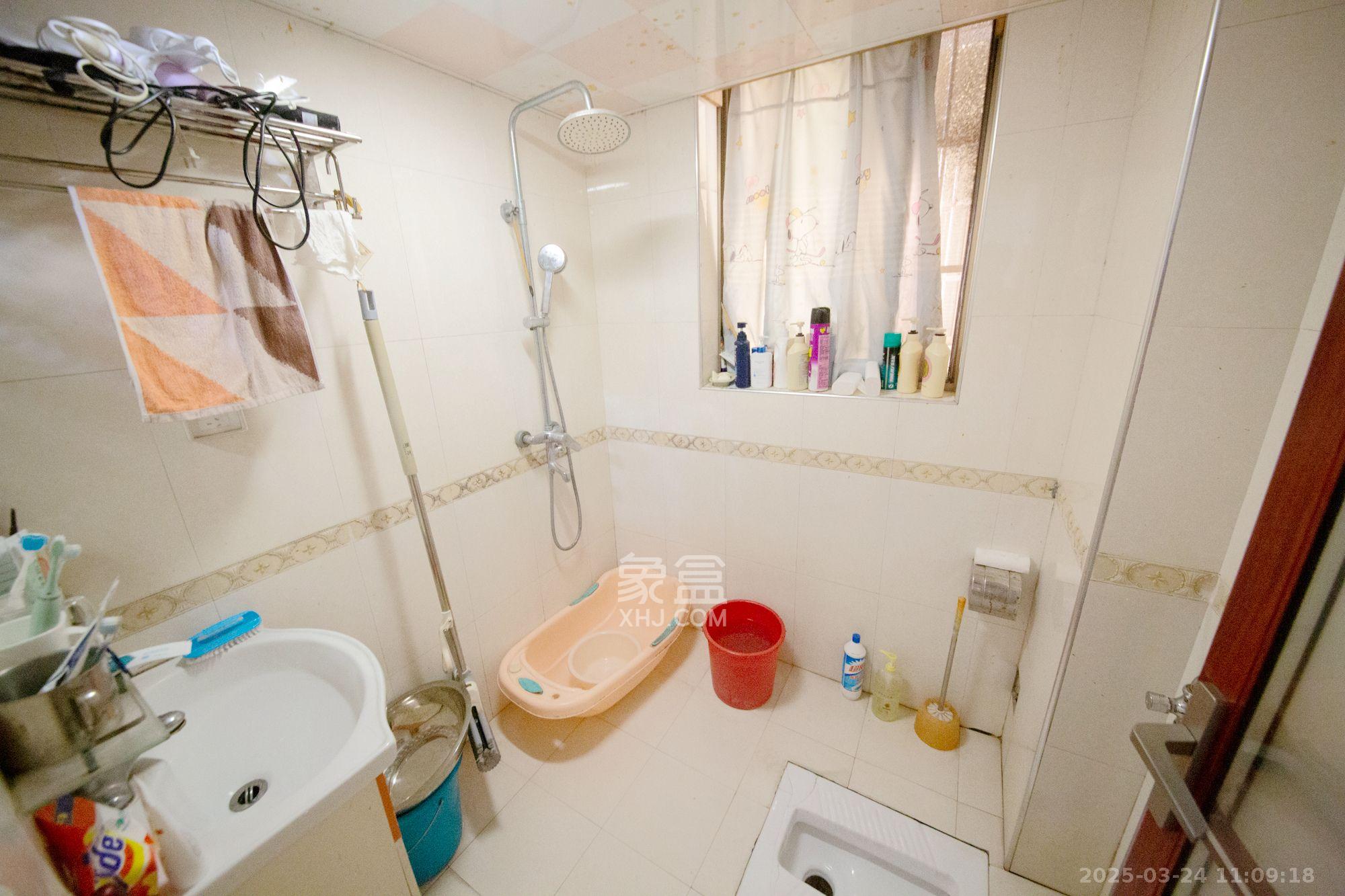 锦湘国际星城二期(锦雅苑) 3室2厅2卫 3000.0元/月 锦湘国际星城二期(锦雅苑) 3室2厅2卫 3000.0元/月室内图