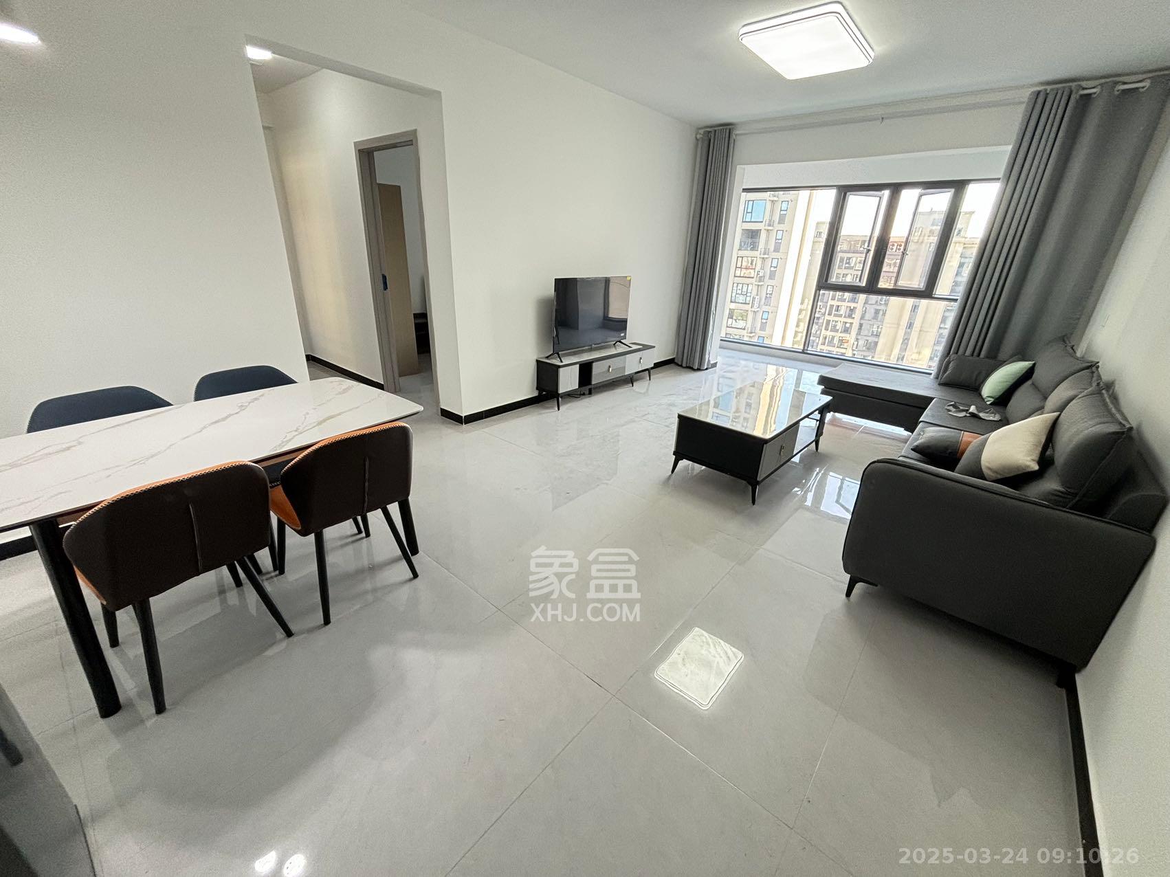 汉高学士府  3室2厅1卫   2100.00元/月室内图
