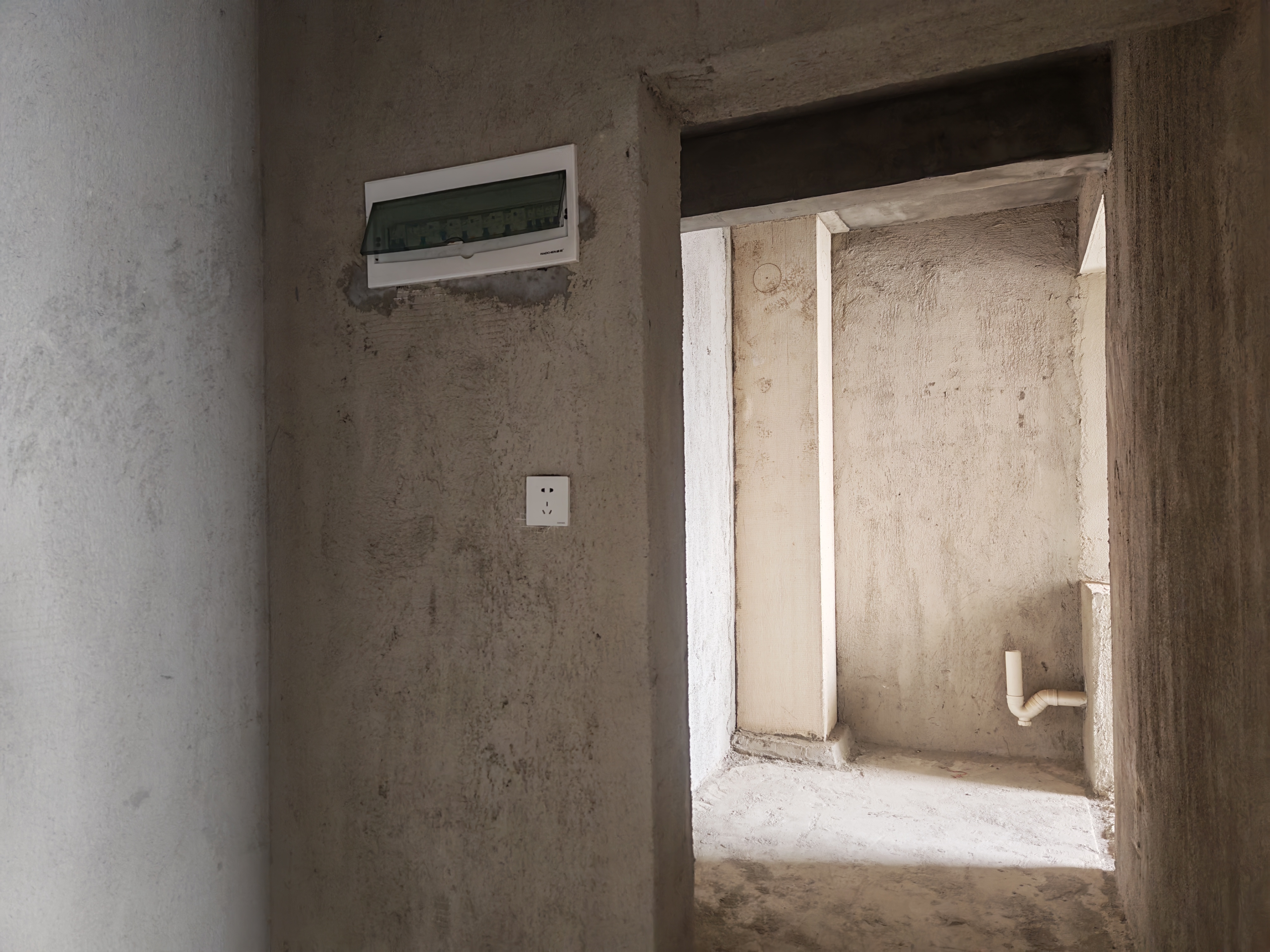 新合作外滩首府 3室2厅2卫 46.8万 新合作外滩首府 3室2厅2卫 46.8万客厅