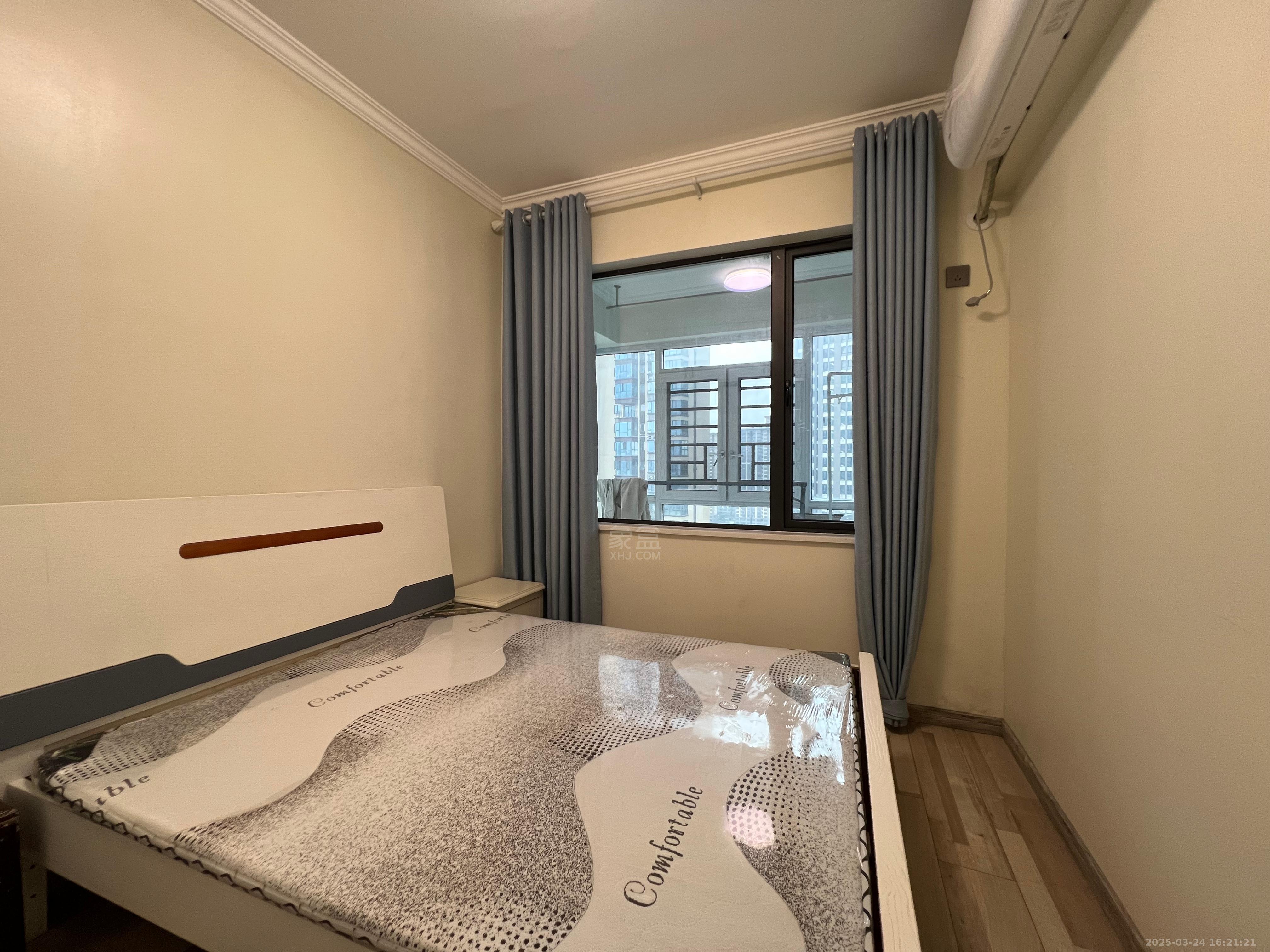 春藤小镇 3室2厅1卫 2000.0元/月 春藤小镇 3室2厅1卫 2000.0元/月小区图