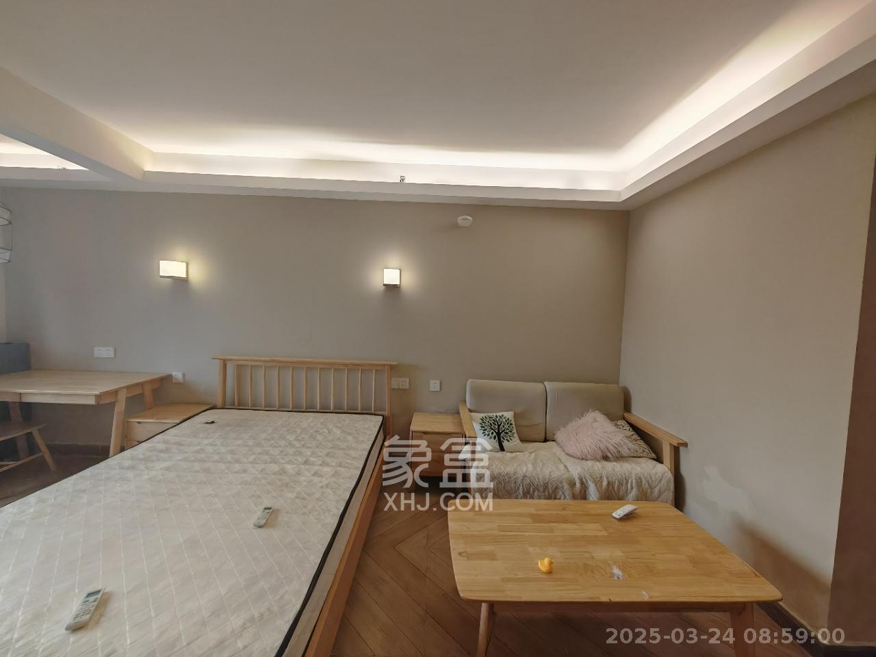 中海珑悦府  1室0厅0卫   1300.00元/月室内图