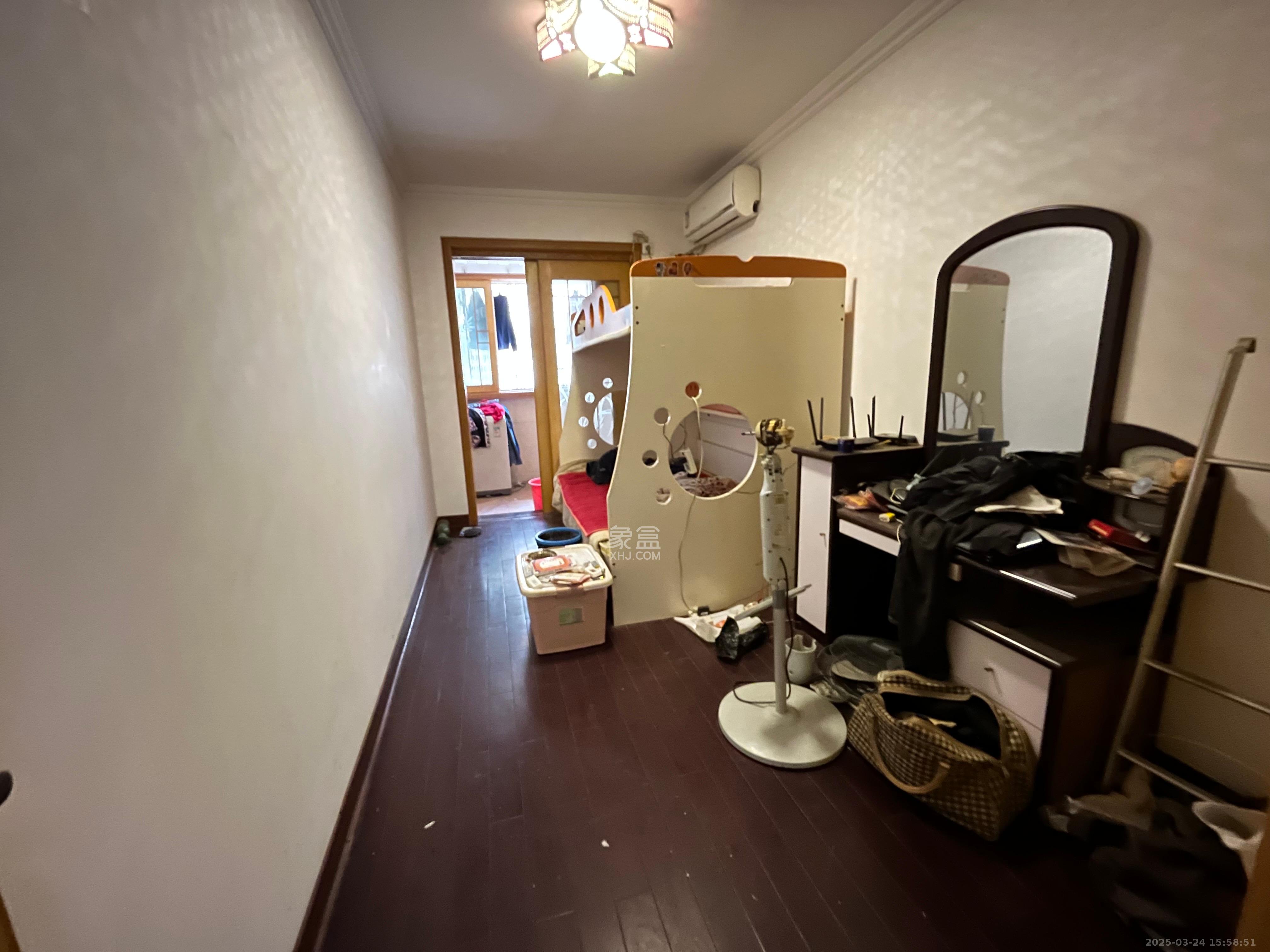 金泰小区  3室2厅2卫   2200.00元/月室内图