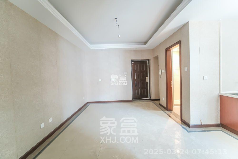 郡原居里 1室1厅1卫 1400.0元/月 郡原居里 1室1厅1卫 1400.0元/月室内图