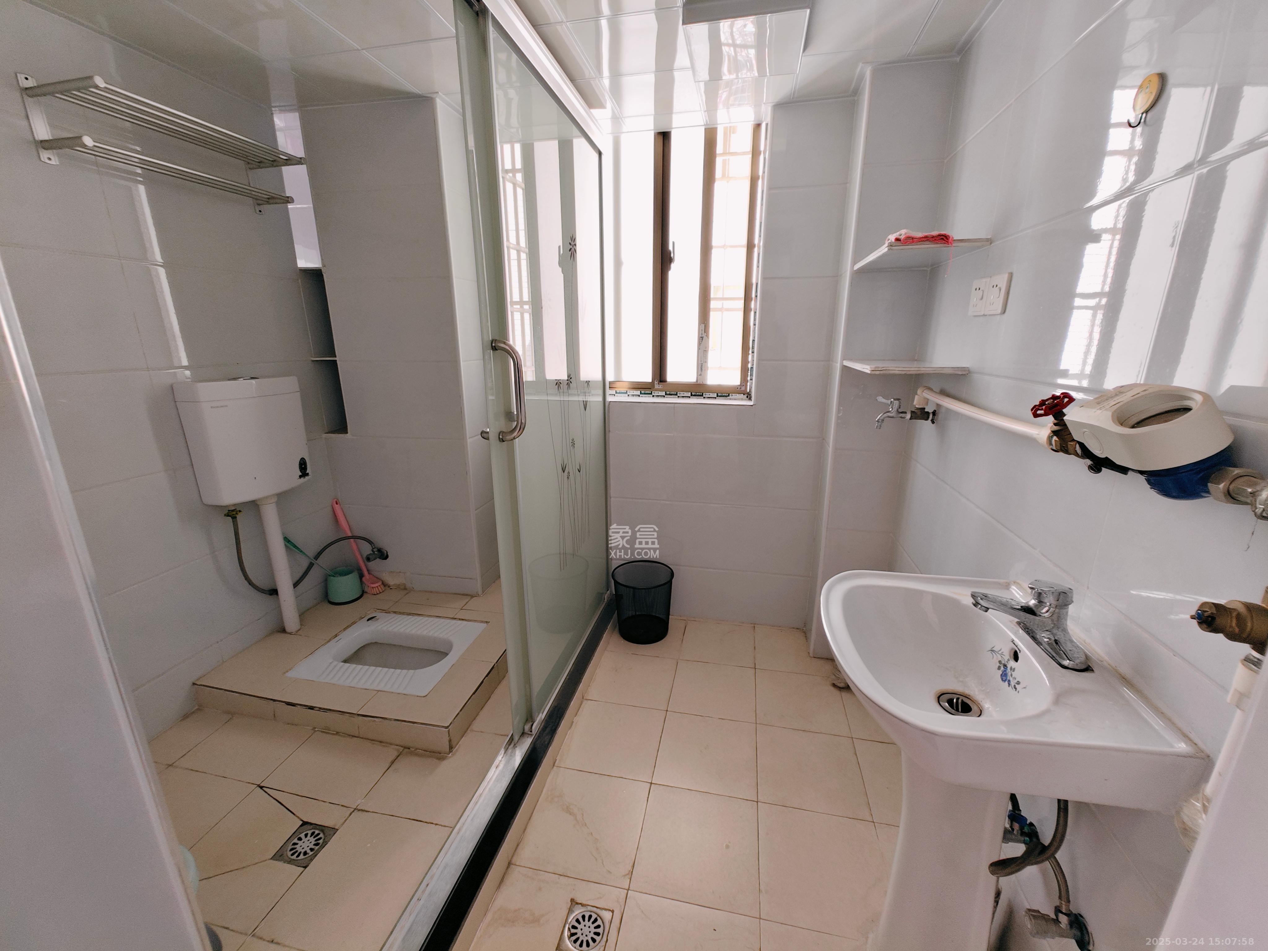 环达路桥 3室2厅2卫 3100.0元/月 环达路桥 3室2厅2卫 3100.0元/月室内图