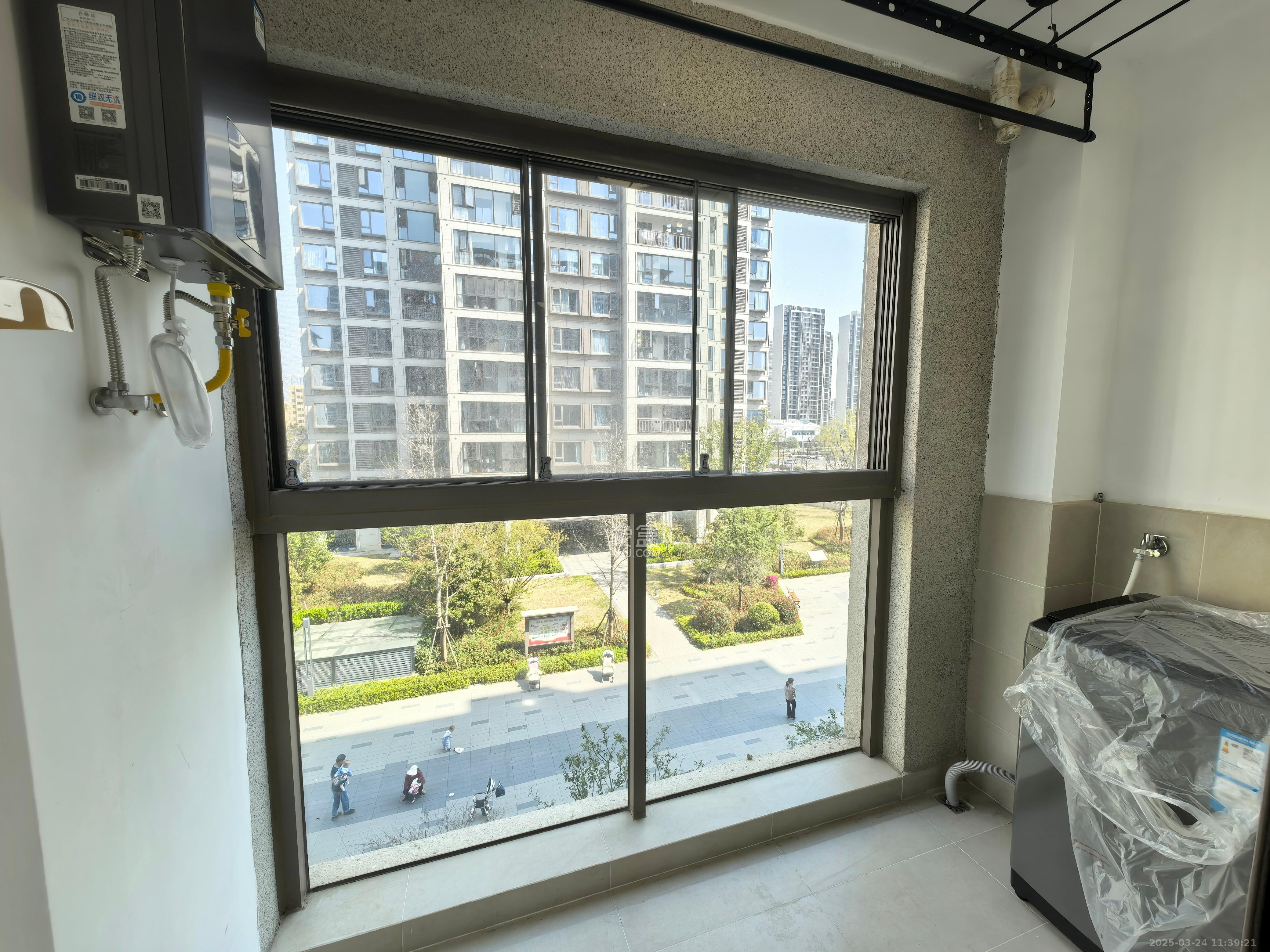 阳光城翡丽云邸  4室2厅2卫    2800.0元/月 阳光城翡丽云邸  4室2厅2卫    2800.0元/月室内图