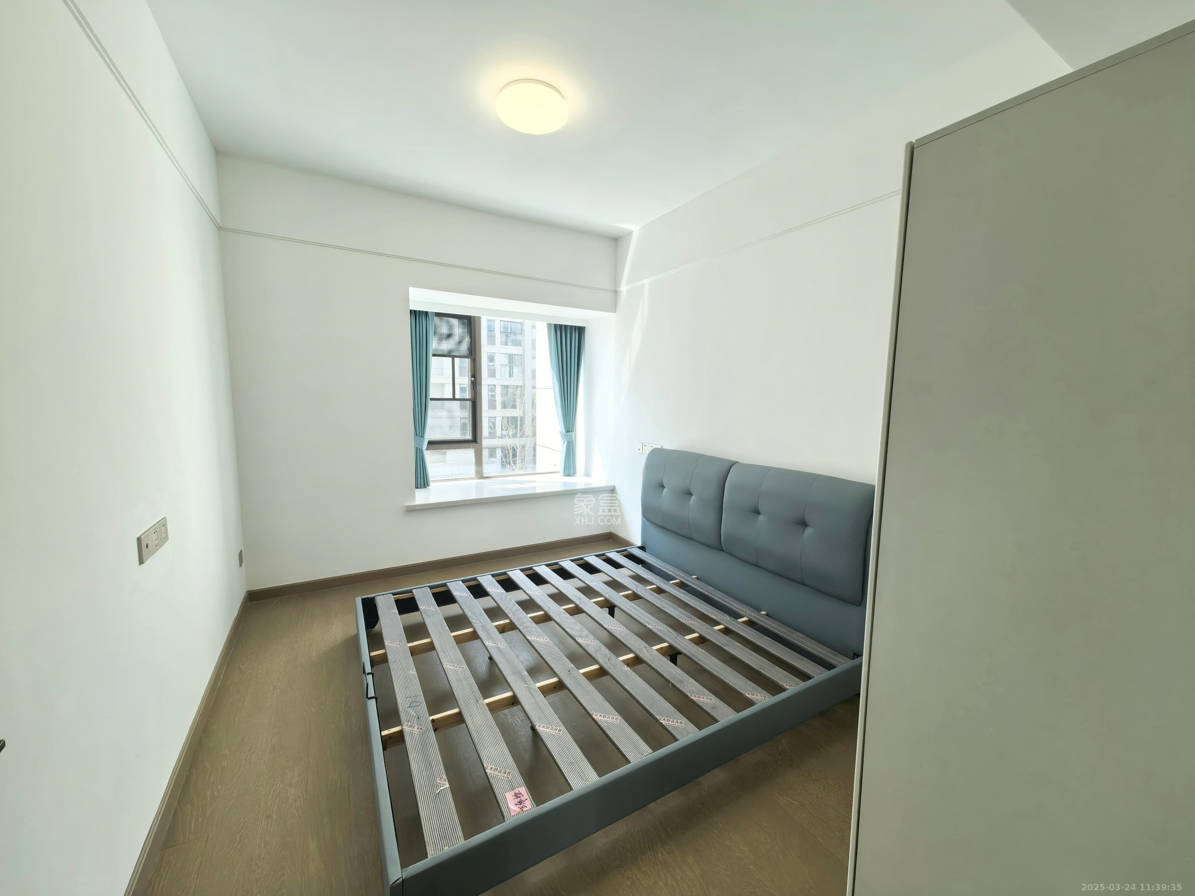 阳光城翡丽云邸  4室2厅2卫    2800.0元/月 阳光城翡丽云邸  4室2厅2卫    2800.0元/月室内图