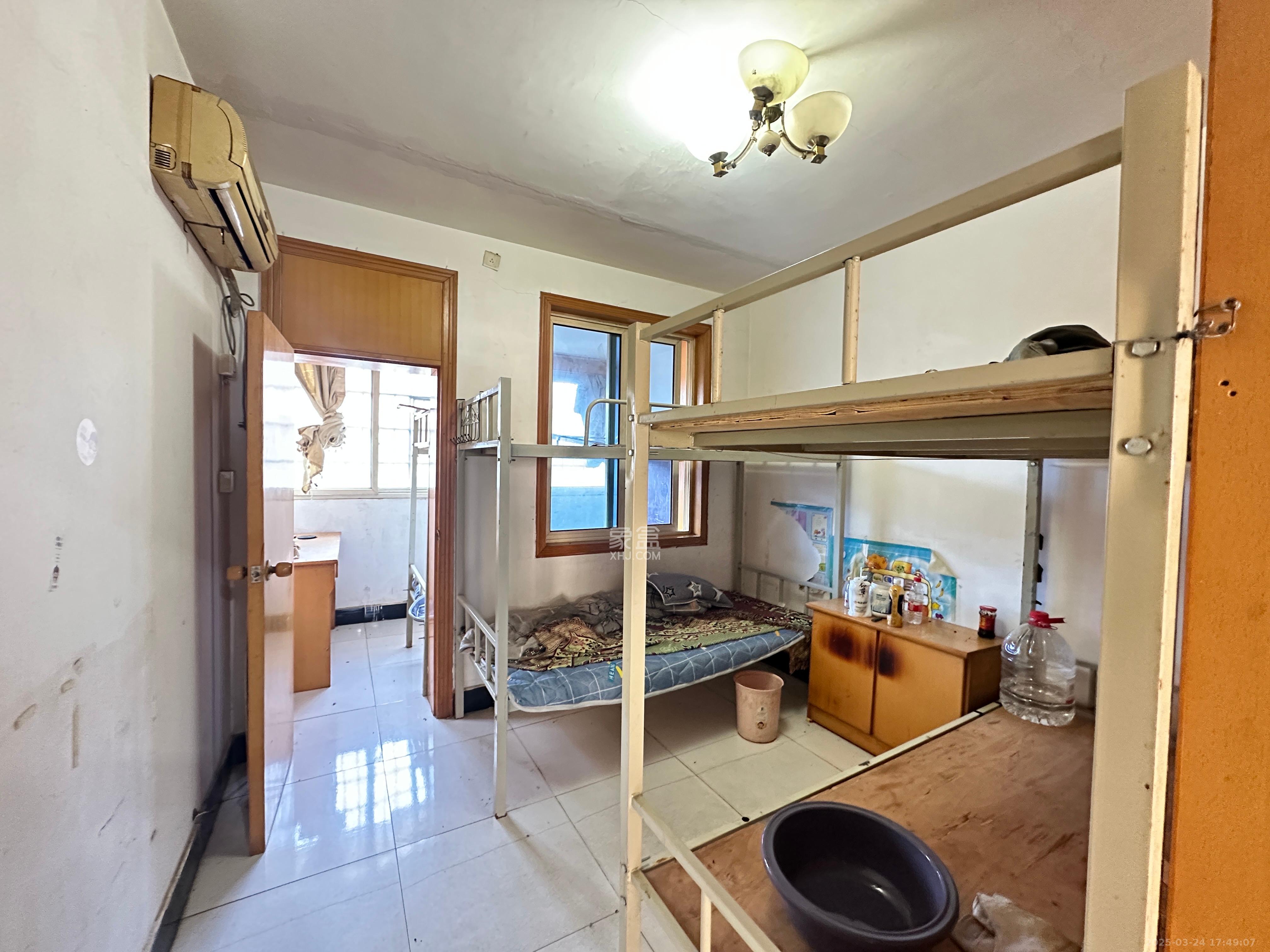 广厦新村  4室2厅1卫    2000.0元/月 广厦新村  4室2厅1卫    2000.0元/月室内图