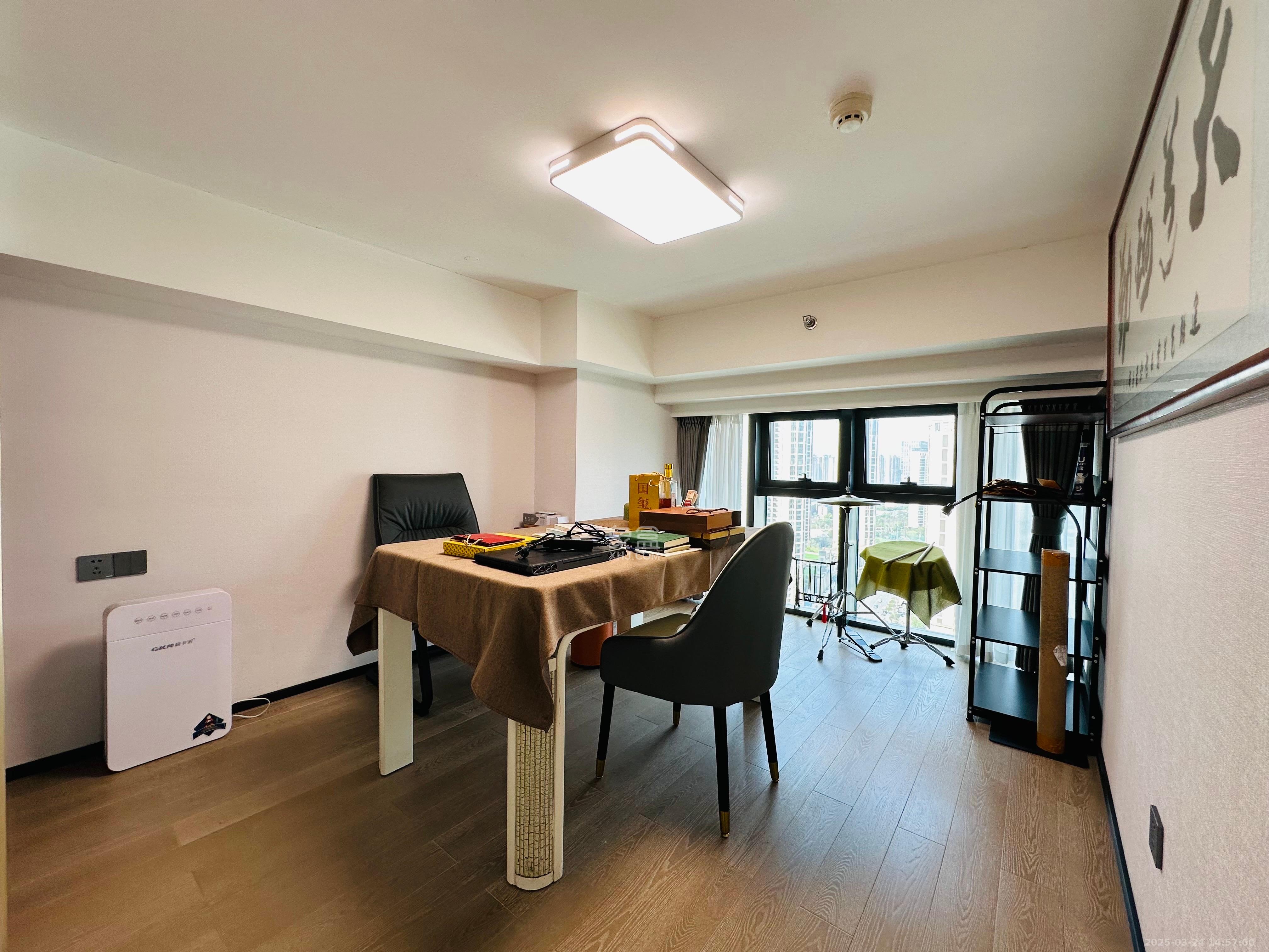 达美寰宇中心 2室2厅1卫 4000.0元/月 达美寰宇中心 2室2厅1卫 4000.0元/月室内图