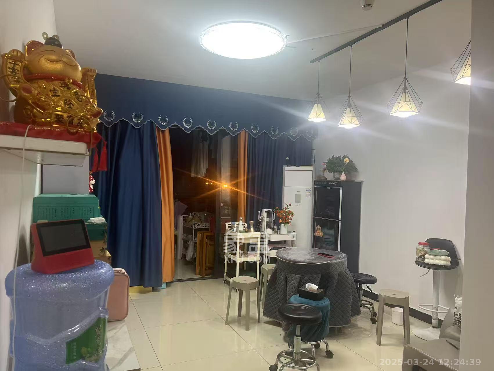 圭塘三小区  2室1厅1卫    2400.0元/月室内图