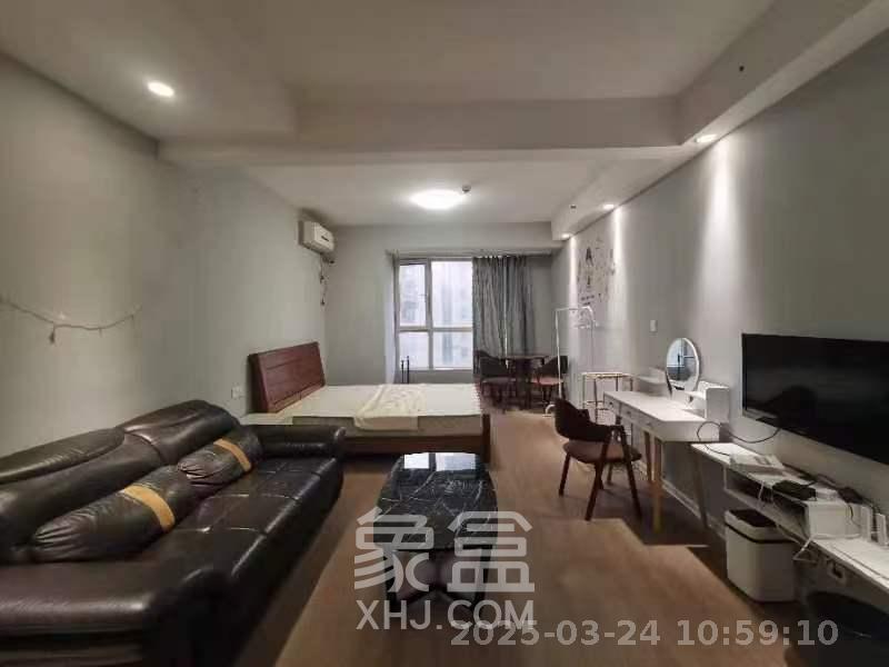 北辰三角洲E5区  1室1厅1卫   1800.00元/月