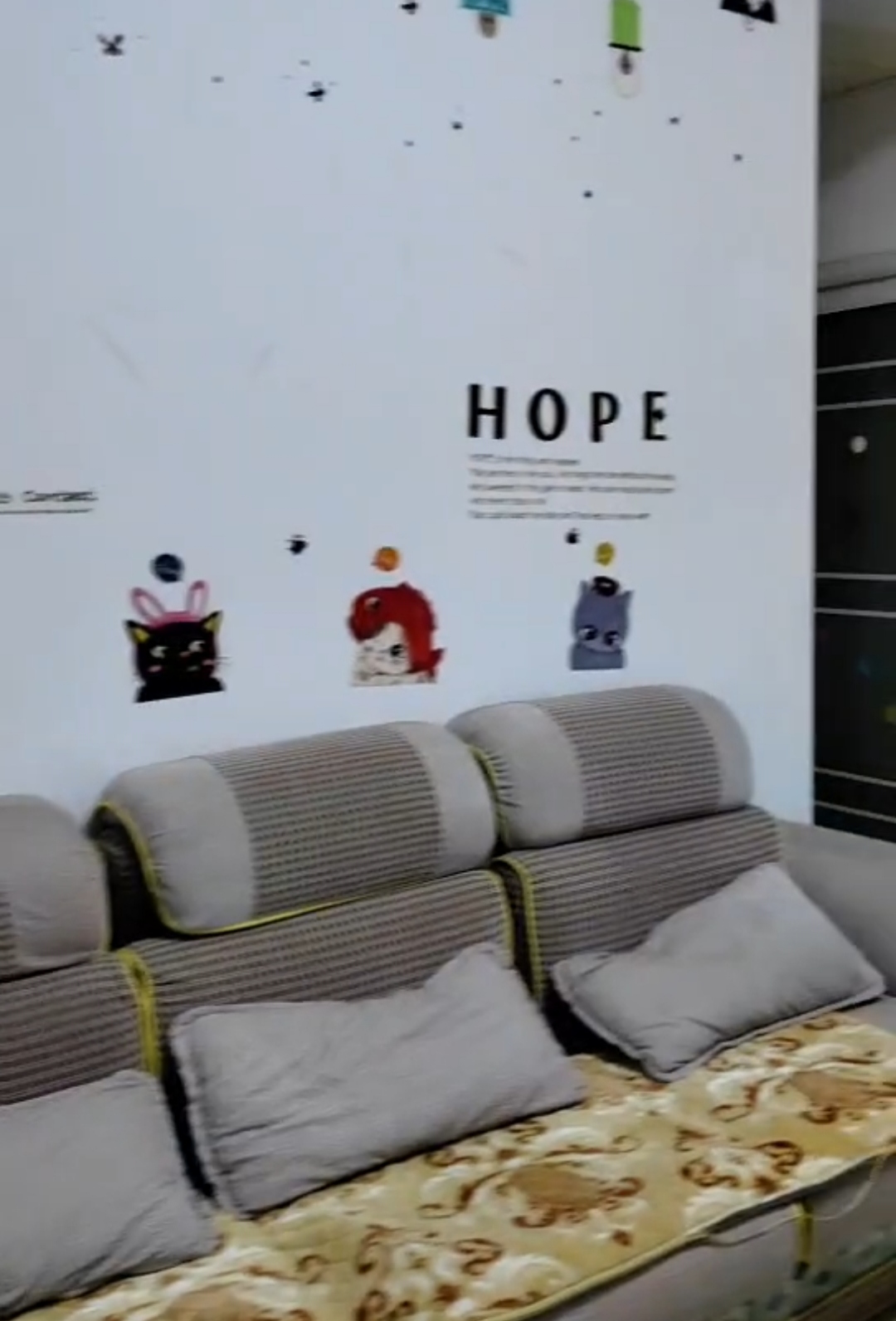 五洲富隆中心  2室1厅1卫    1300.0元/月室内图