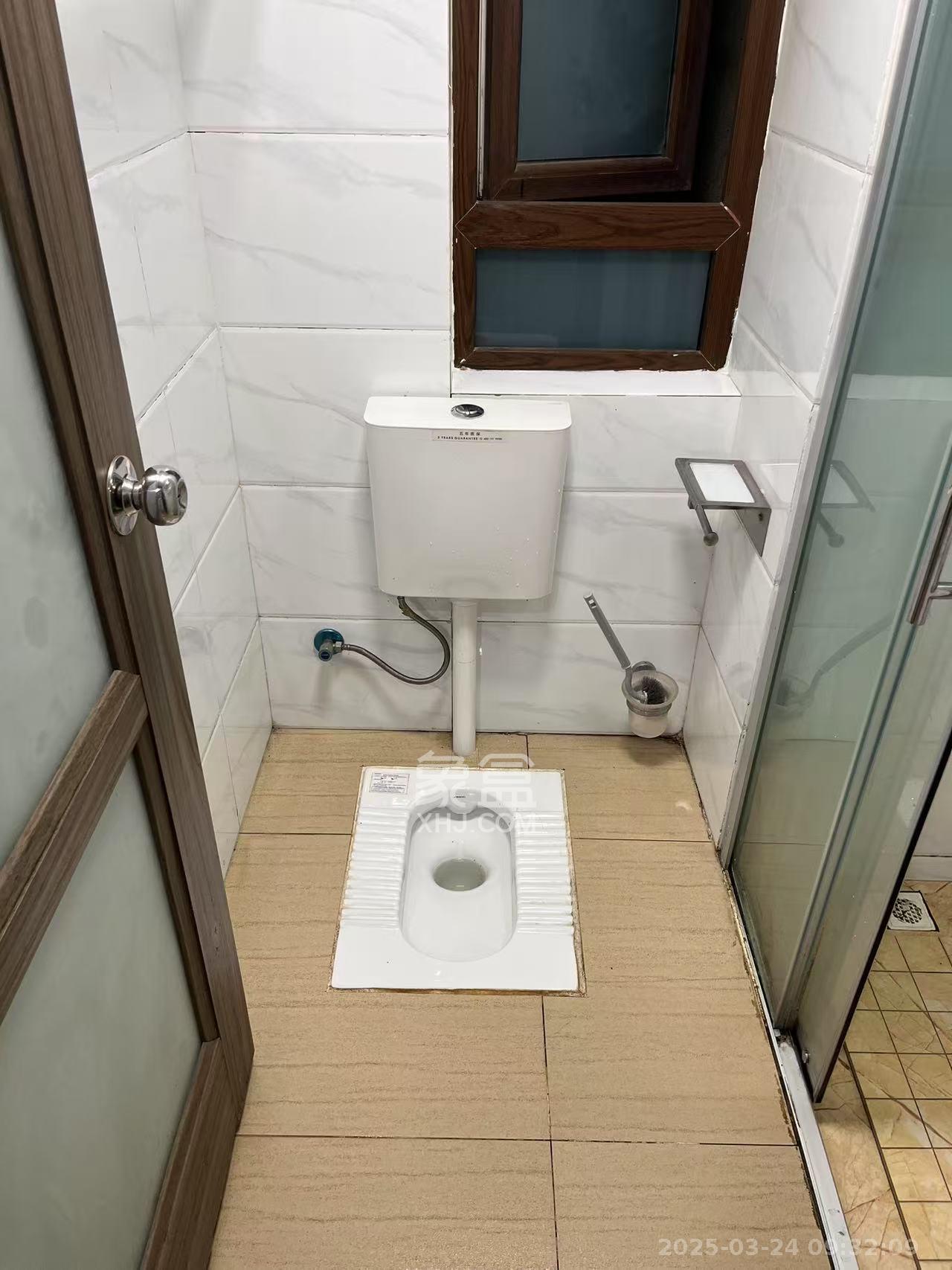 碧桂园星城首府 3室2厅2卫 2800.0元/月 碧桂园星城首府 3室2厅2卫 2800.0元/月室内图