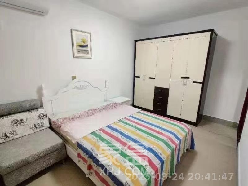 长钢社区(半边山宿舍区) 1室1厅1卫 1500.0元/月 长钢社区(半边山宿舍区) 1室1厅1卫 1500.0元/月室内图