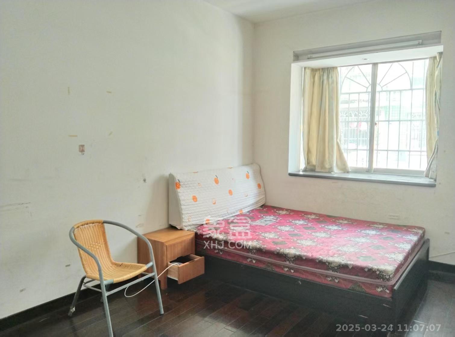 天韵家园  3室2厅2卫   1800.00元/月室内图