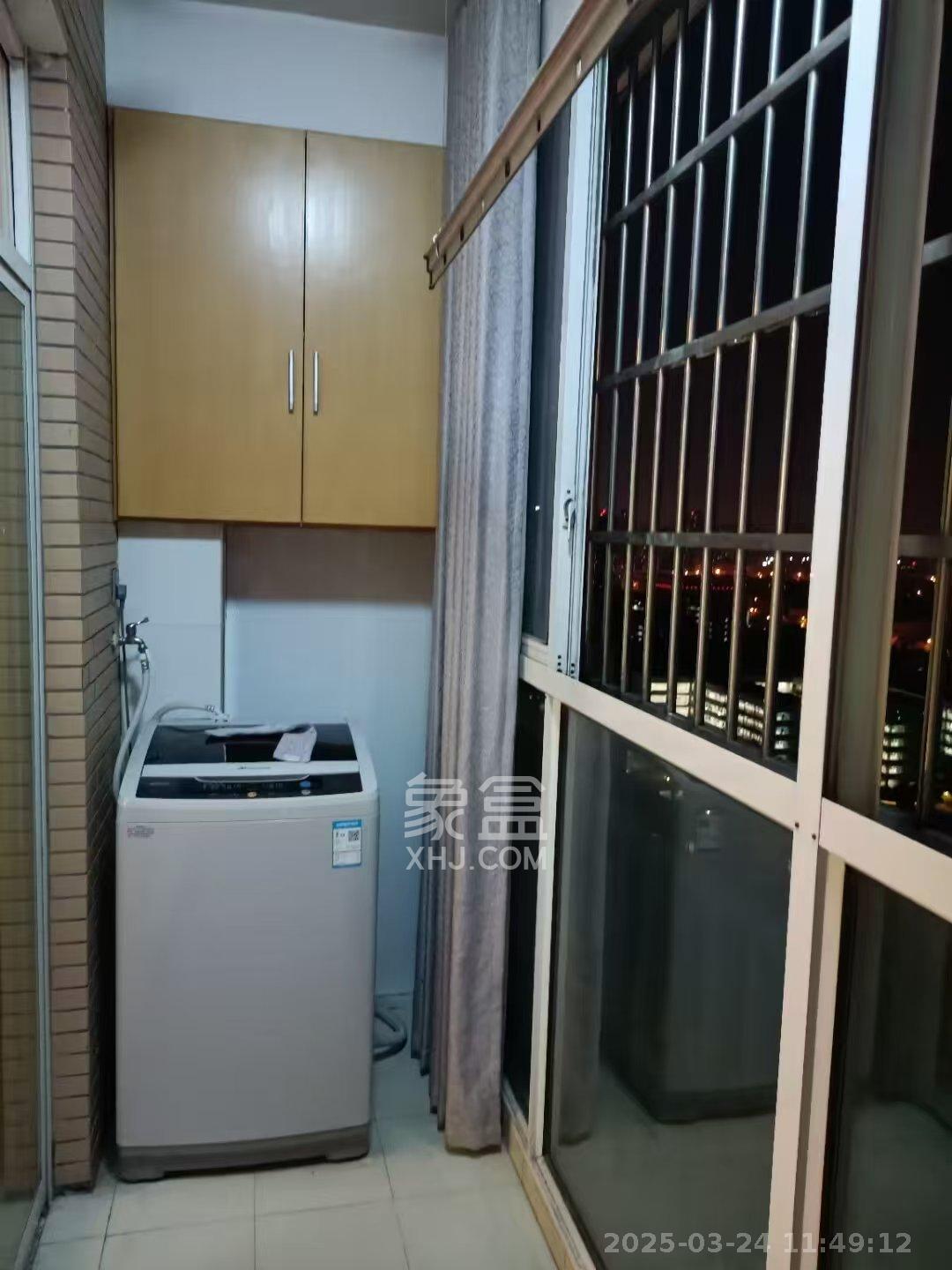 丁家高层公寓(领尚公寓) 3室2厅2卫 1900.0元/月 丁家高层公寓(领尚公寓) 3室2厅2卫 1900.0元/月室内图