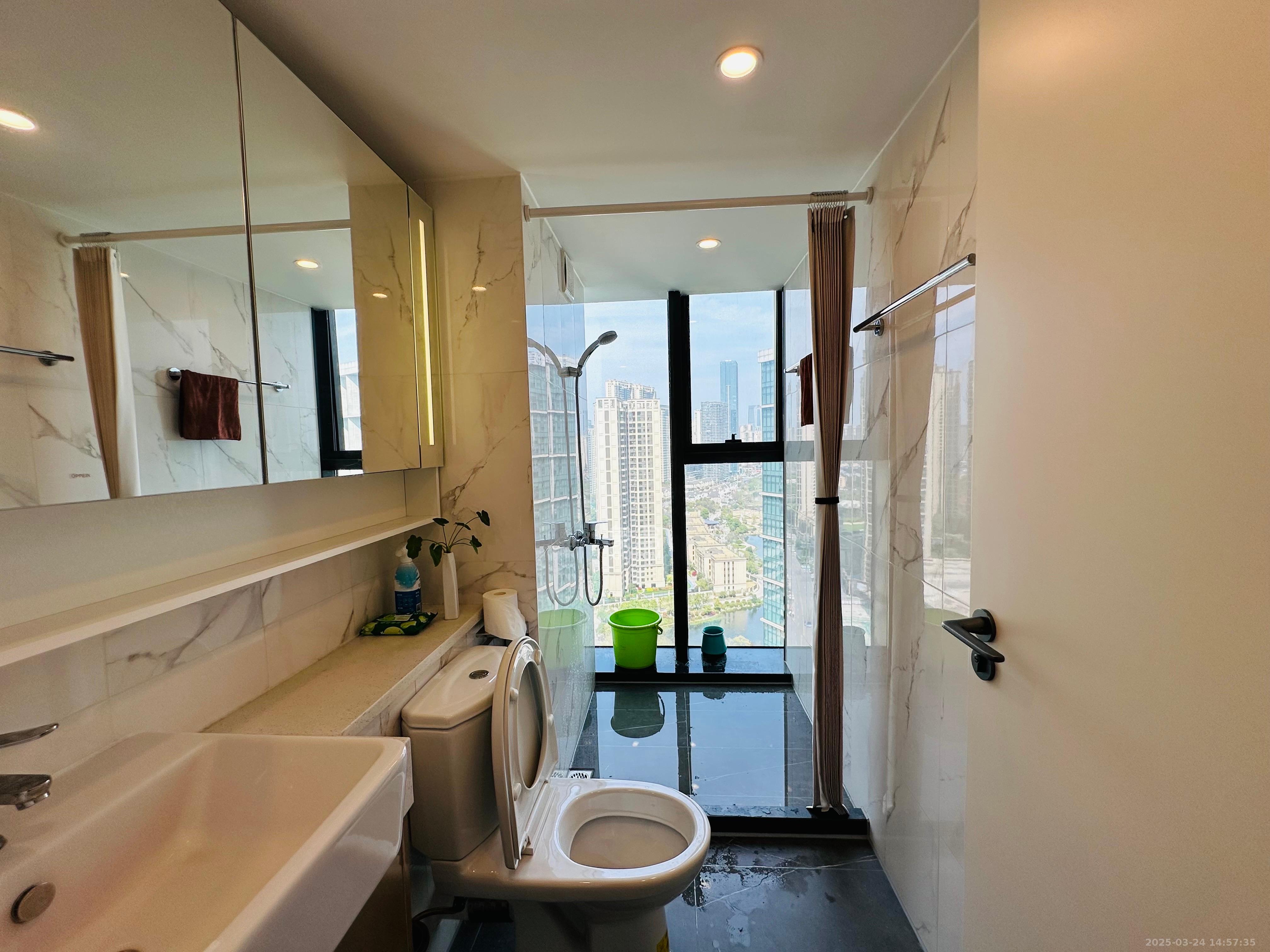 达美寰宇中心 2室2厅1卫 4000.0元/月 达美寰宇中心 2室2厅1卫 4000.0元/月室内图