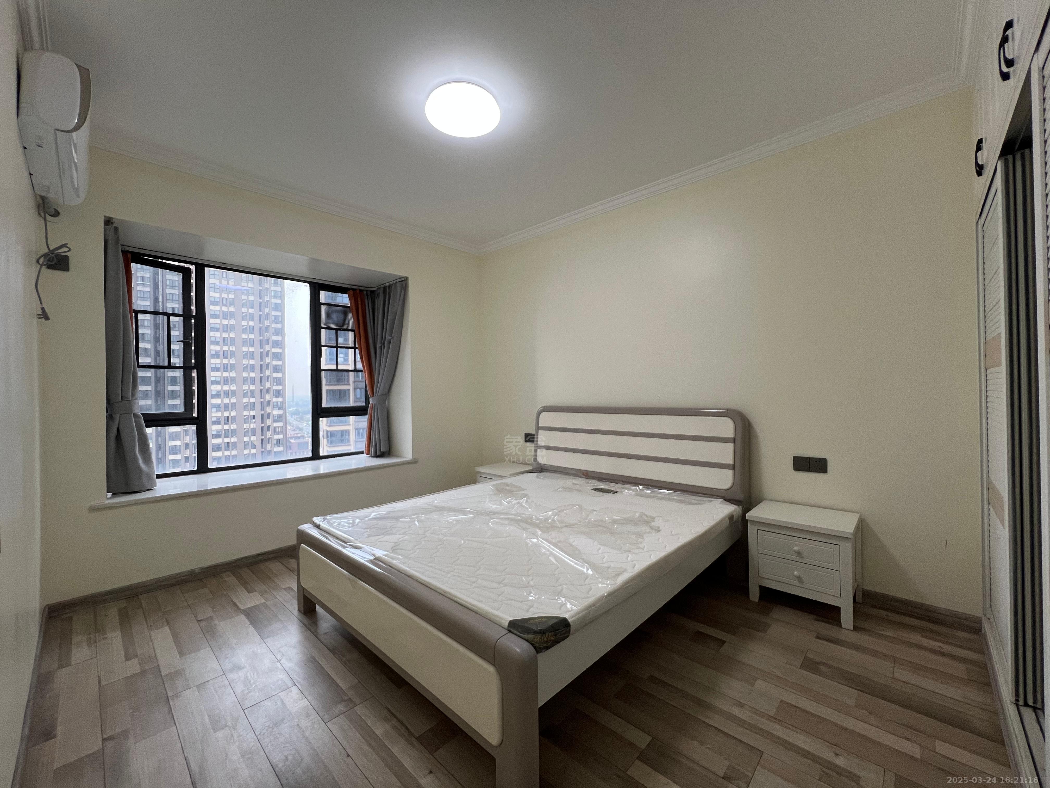 春藤小镇 3室2厅1卫 2000.0元/月 春藤小镇 3室2厅1卫 2000.0元/月小区图