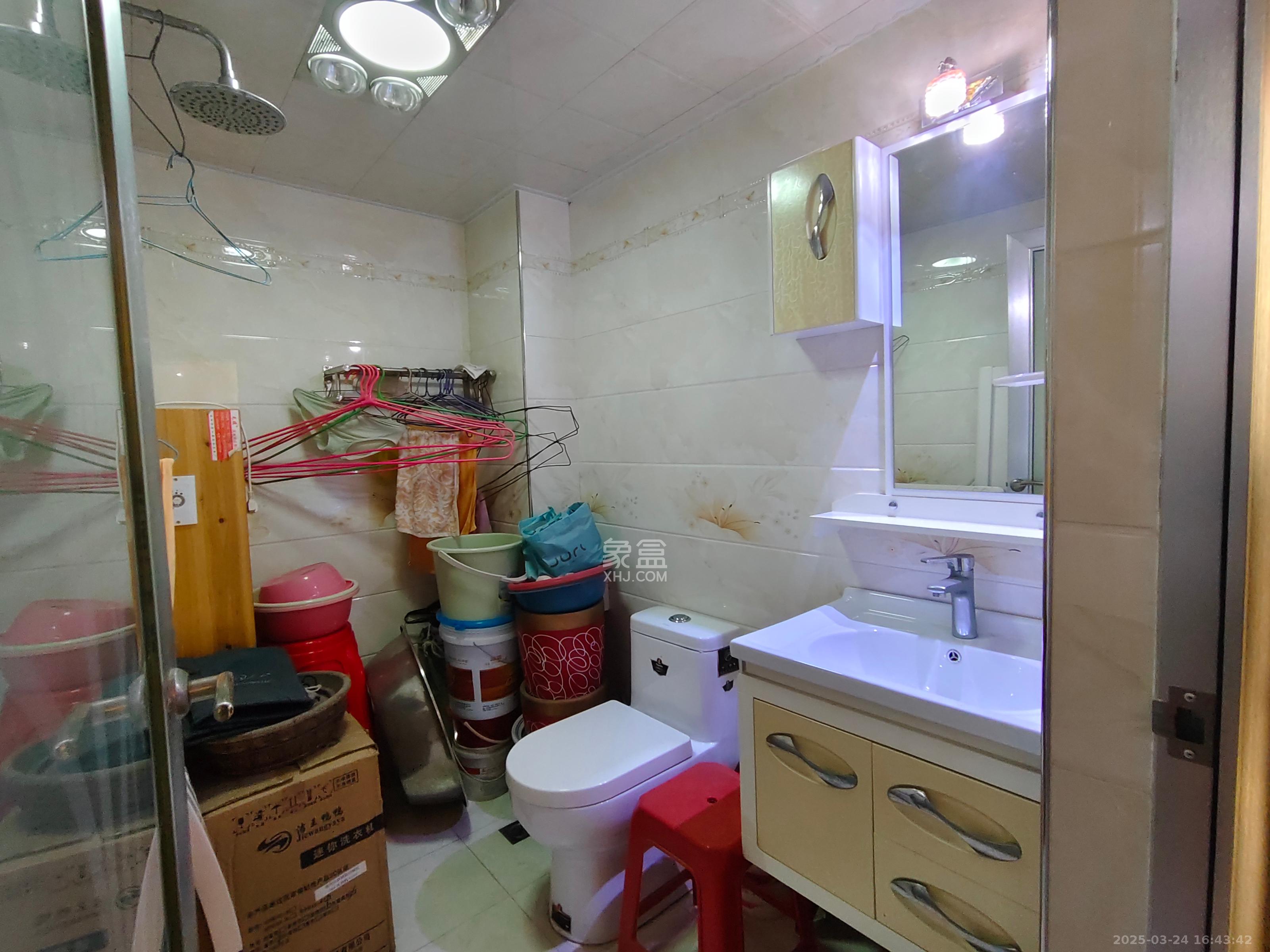 正东佳源  3室2厅2卫   1800.00元/月室内图