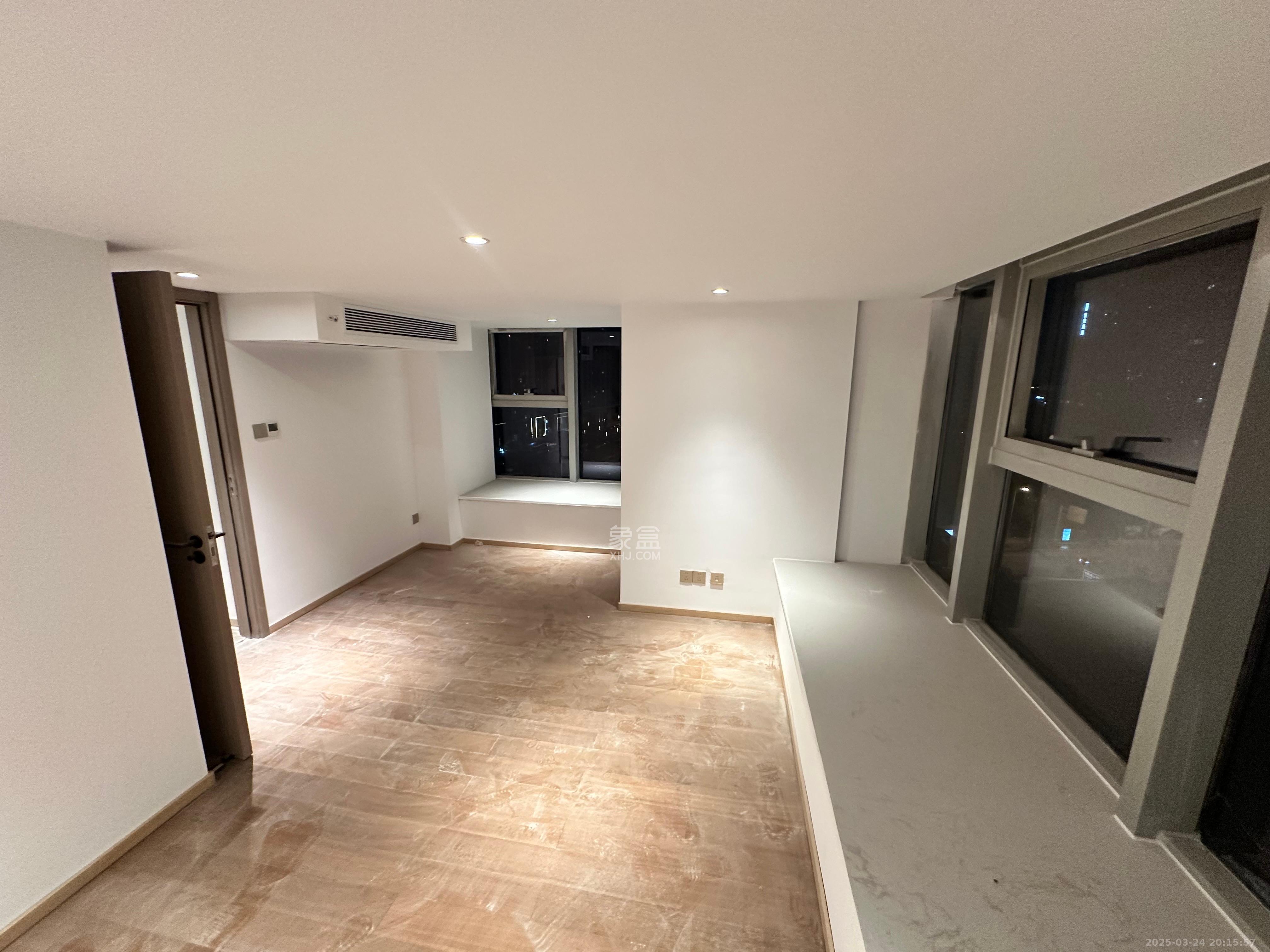 正荣梅溪紫阙台  3室2厅2卫    3800.0元/月室内图