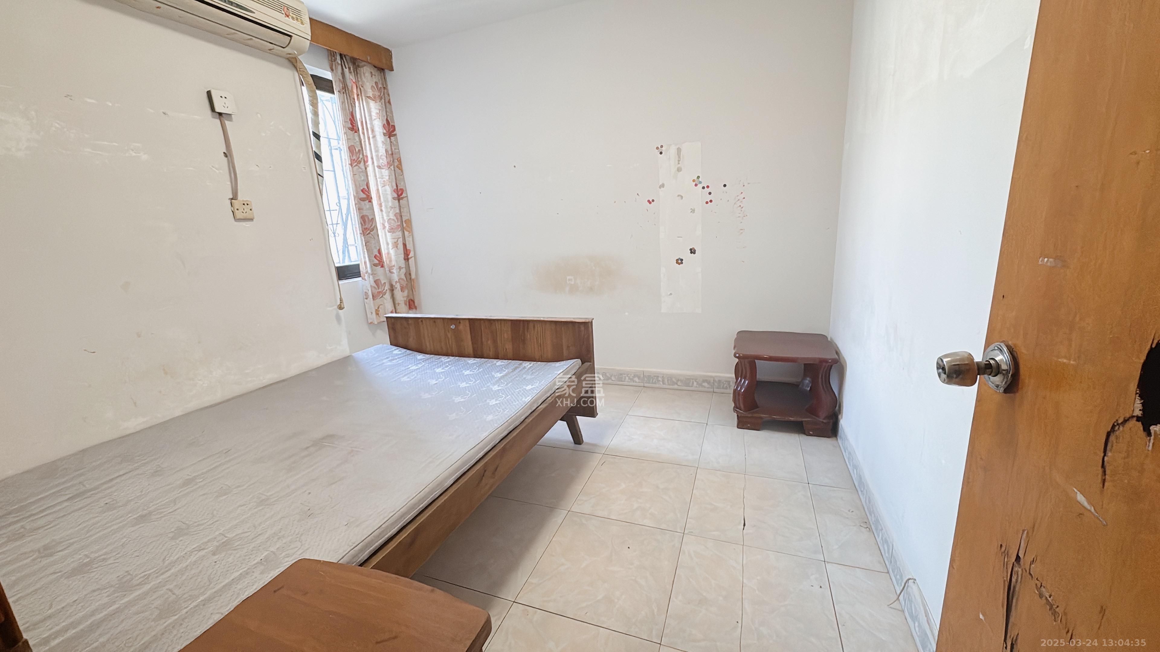 金汇小区 3室2厅2卫 2000.0元/月 金汇小区 3室2厅2卫 2000.0元/月室内图