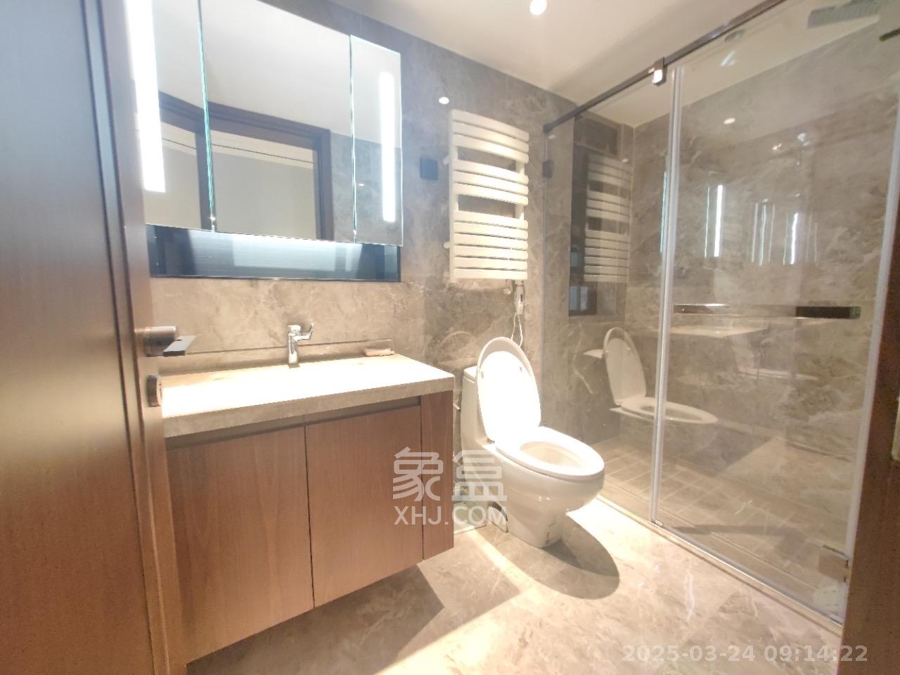 万科紫台  4室2厅3卫    12800.0元/月 万科紫台  4室2厅3卫    12800.0元/月室内图