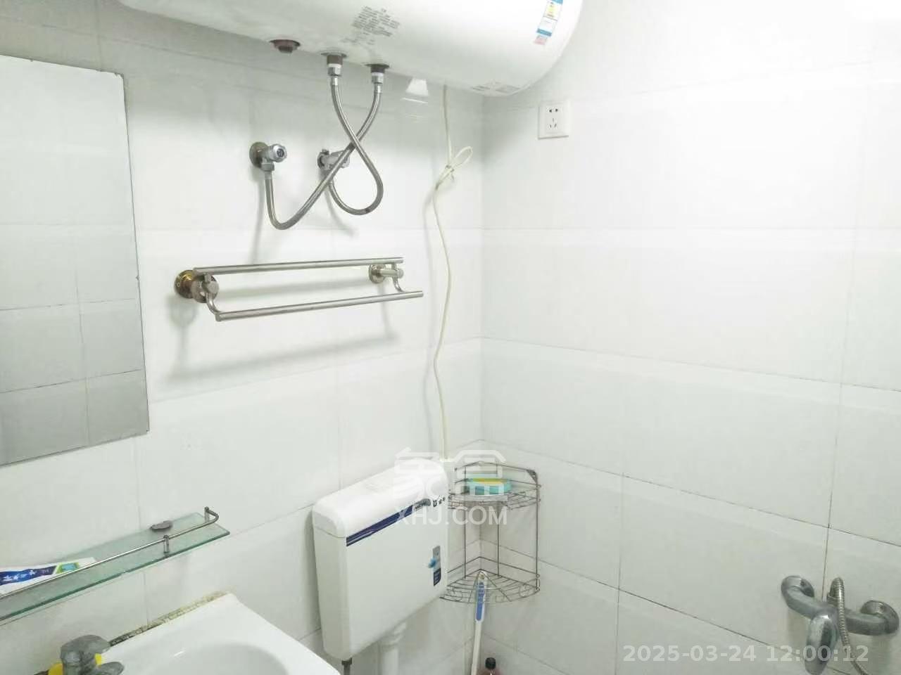 德庆水韵山城 1室1厅1卫 1500.0元/月 德庆水韵山城 1室1厅1卫 1500.0元/月室内图