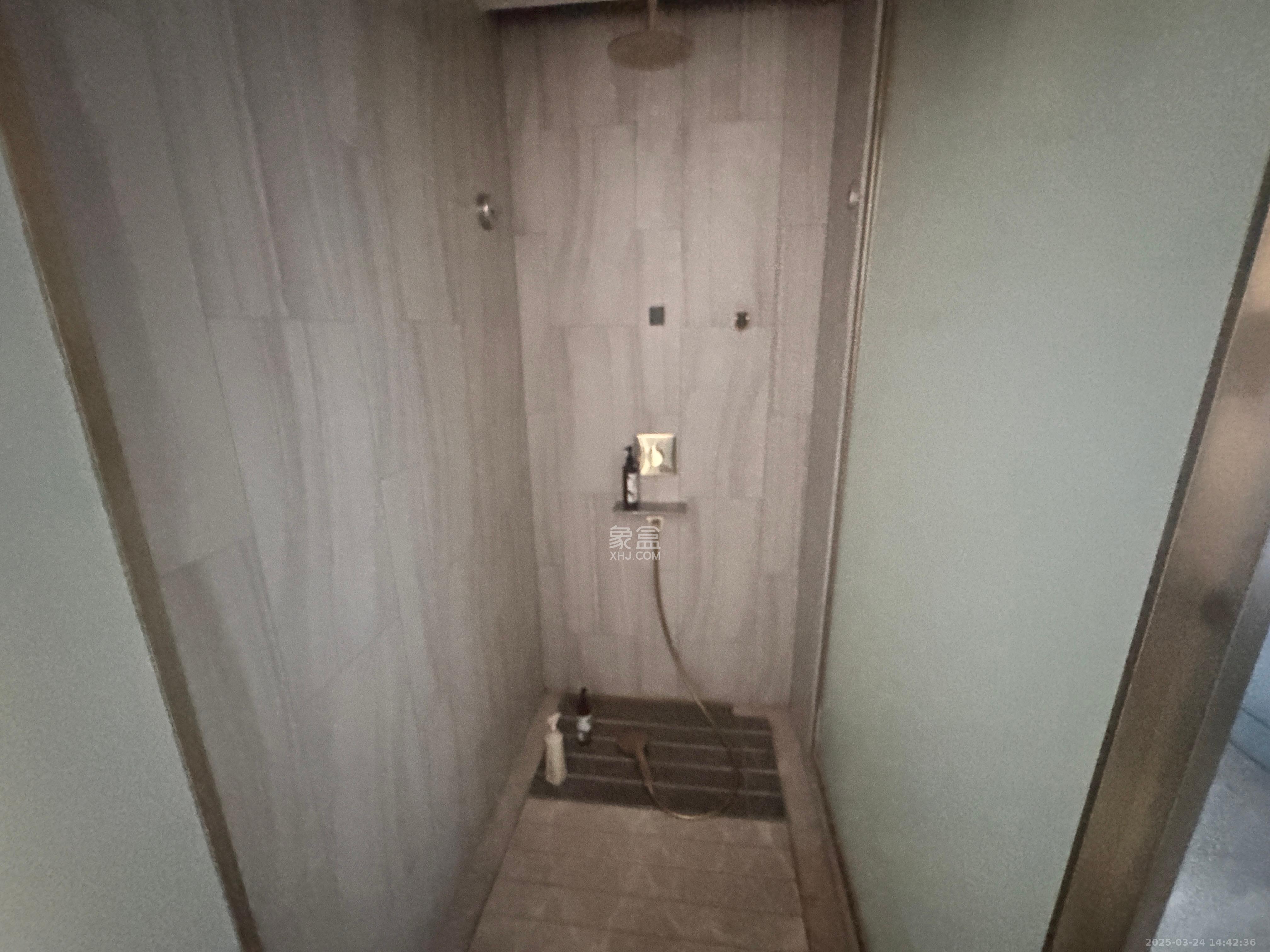 西子湖畔沃府 1室1厅1卫 1700.0元/月 西子湖畔沃府 1室1厅1卫 1700.0元/月室内图