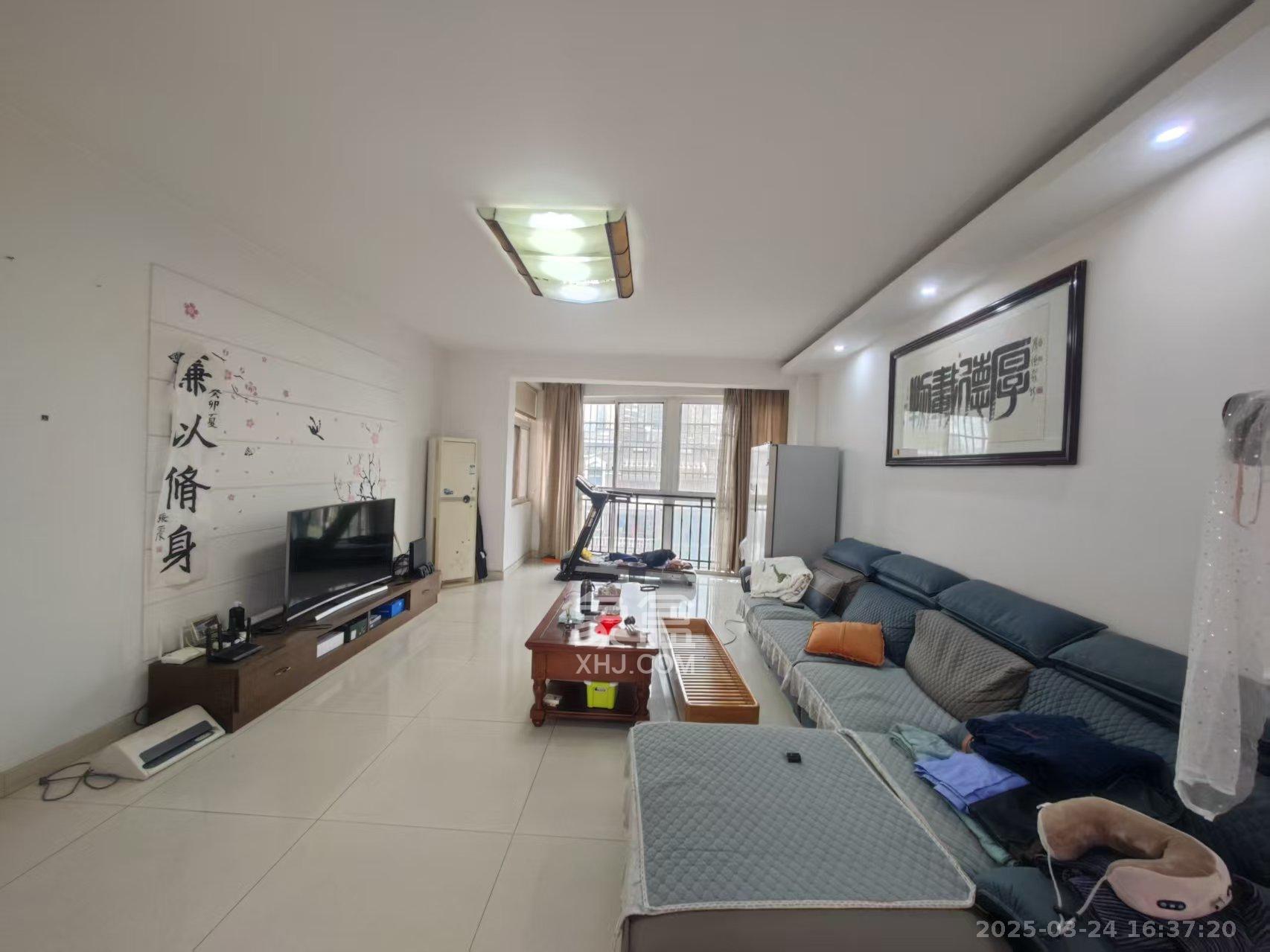 幸福洋房 4室2厅2卫 2100.0元/月 幸福洋房 4室2厅2卫 2100.0元/月室内图