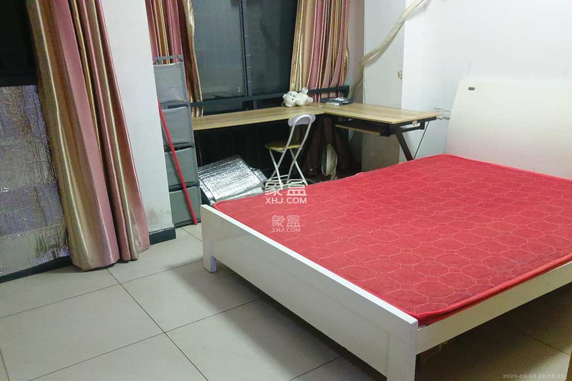 时代公馆 1室1厅1卫 1300.0元/月 时代公馆 1室1厅1卫 1300.0元/月室内图