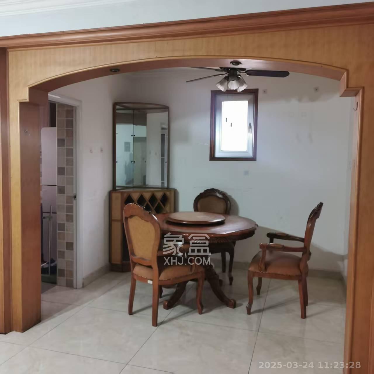 上民航宿舍 3室2厅1卫 2300.0元/月 上民航宿舍 3室2厅1卫 2300.0元/月室内图