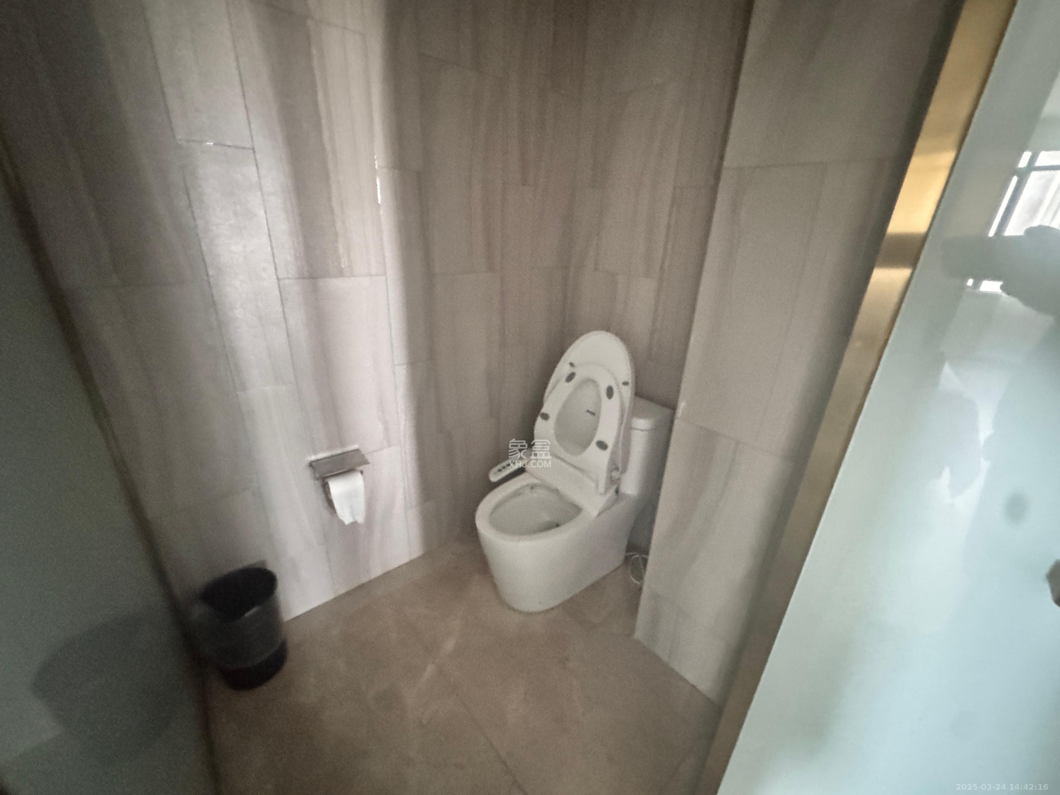 西子湖畔沃府 1室1厅1卫 1700.0元/月 西子湖畔沃府 1室1厅1卫 1700.0元/月室内图