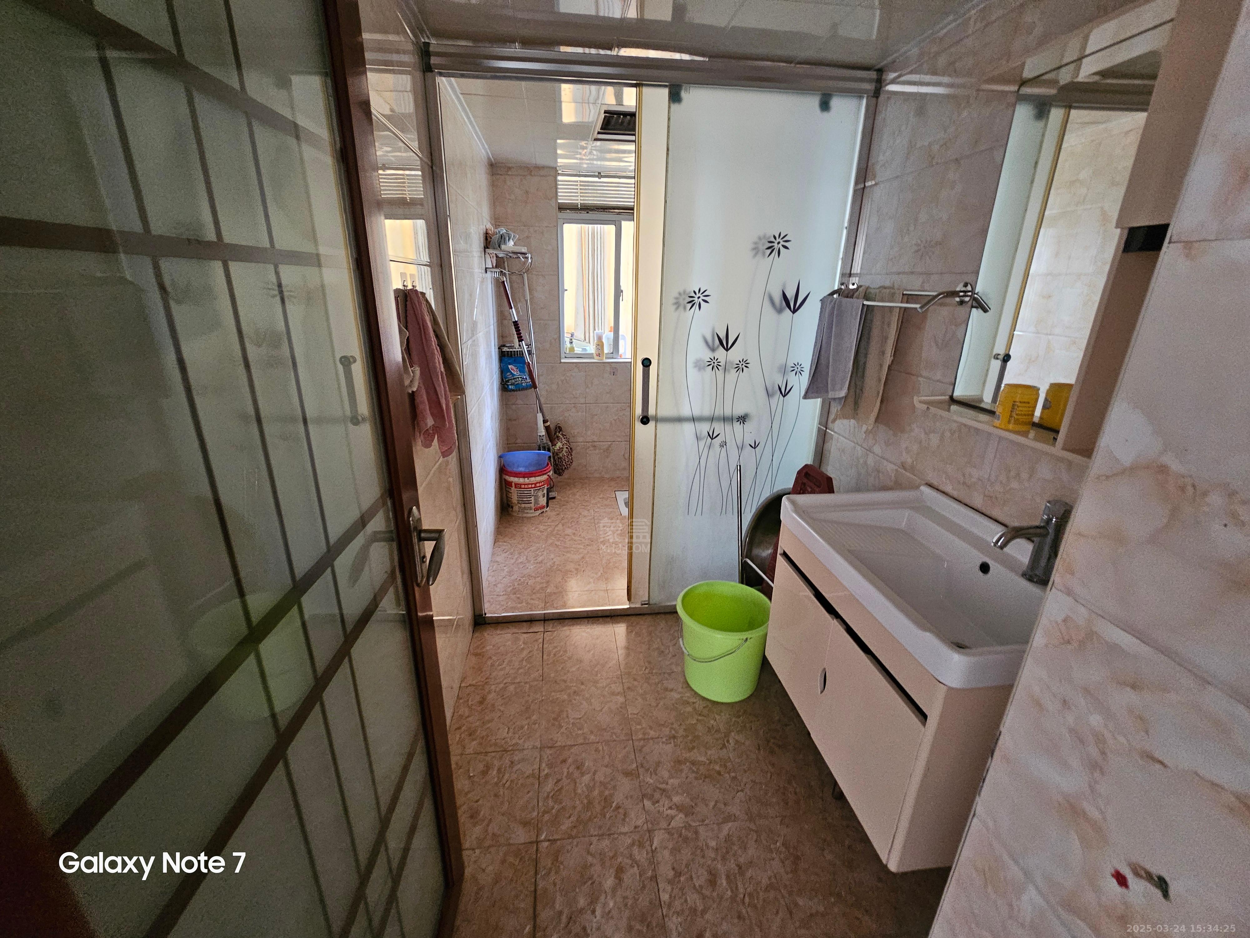 湘水栗园 3室2厅1卫 1500.0元/月 湘水栗园 3室2厅1卫 1500.0元/月室内图