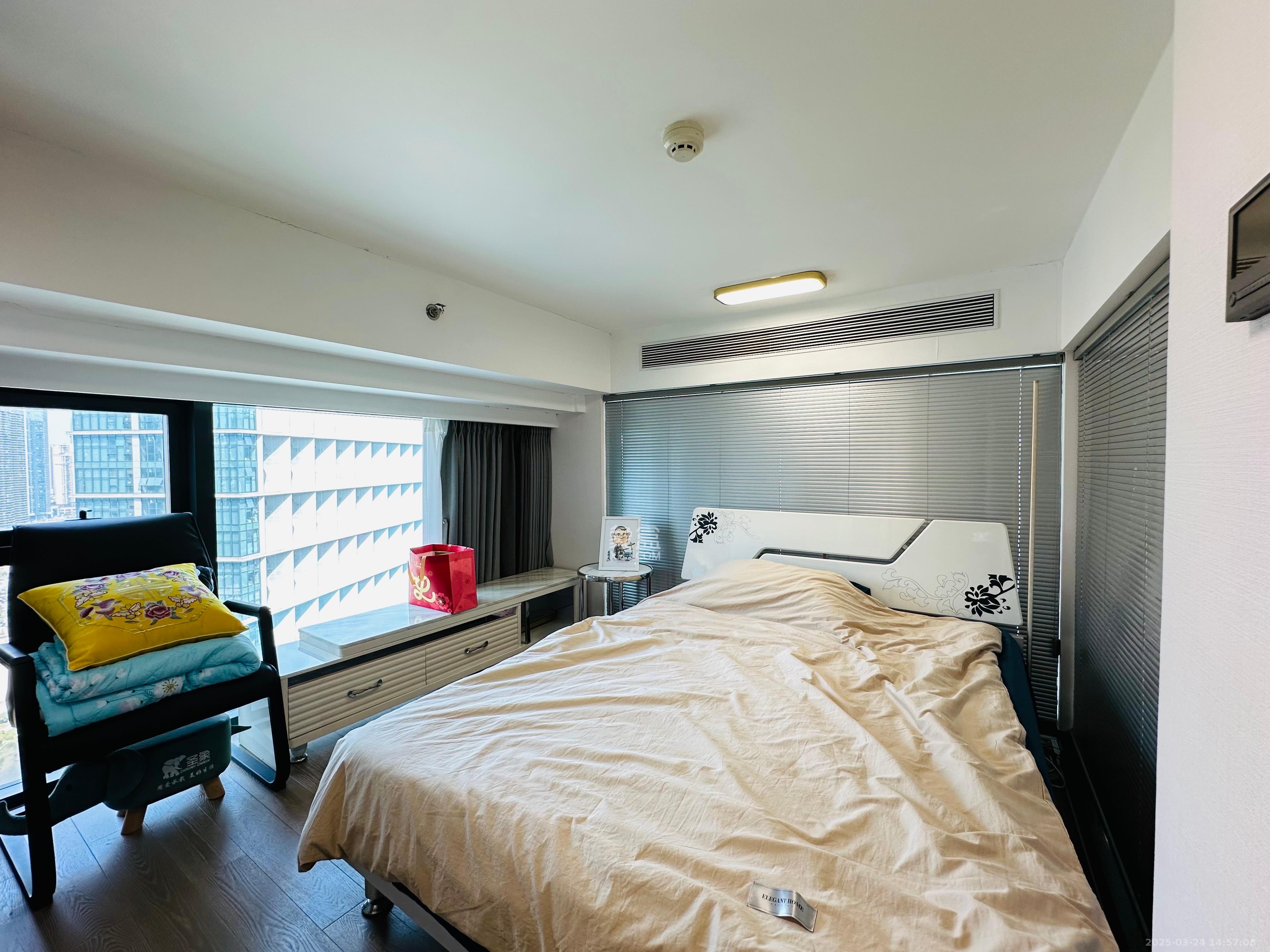 达美寰宇中心 2室2厅1卫 4000.0元/月 达美寰宇中心 2室2厅1卫 4000.0元/月室内图