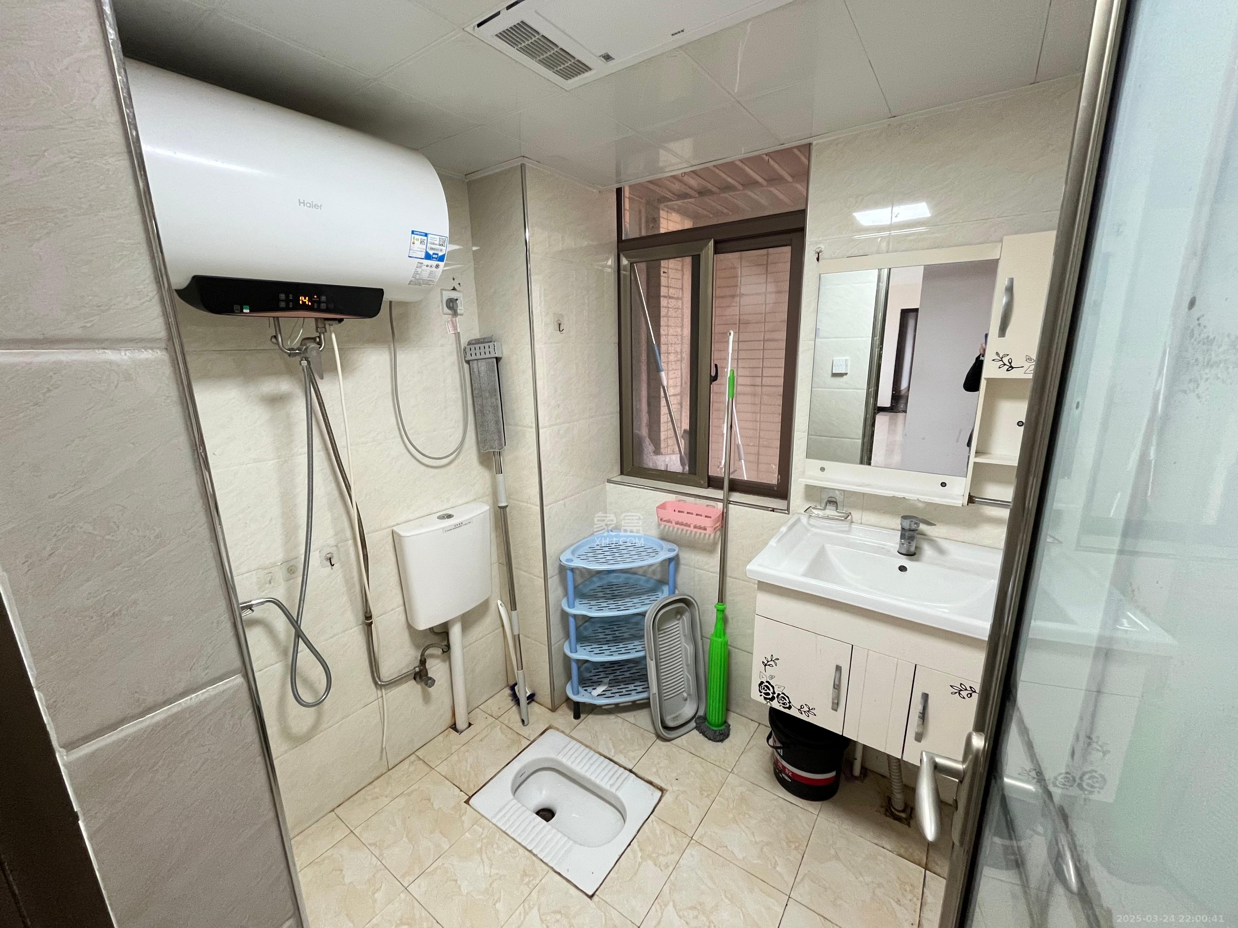 保利东郡 3室2厅2卫 2500.0元/月 保利东郡 3室2厅2卫 2500.0元/月室内图