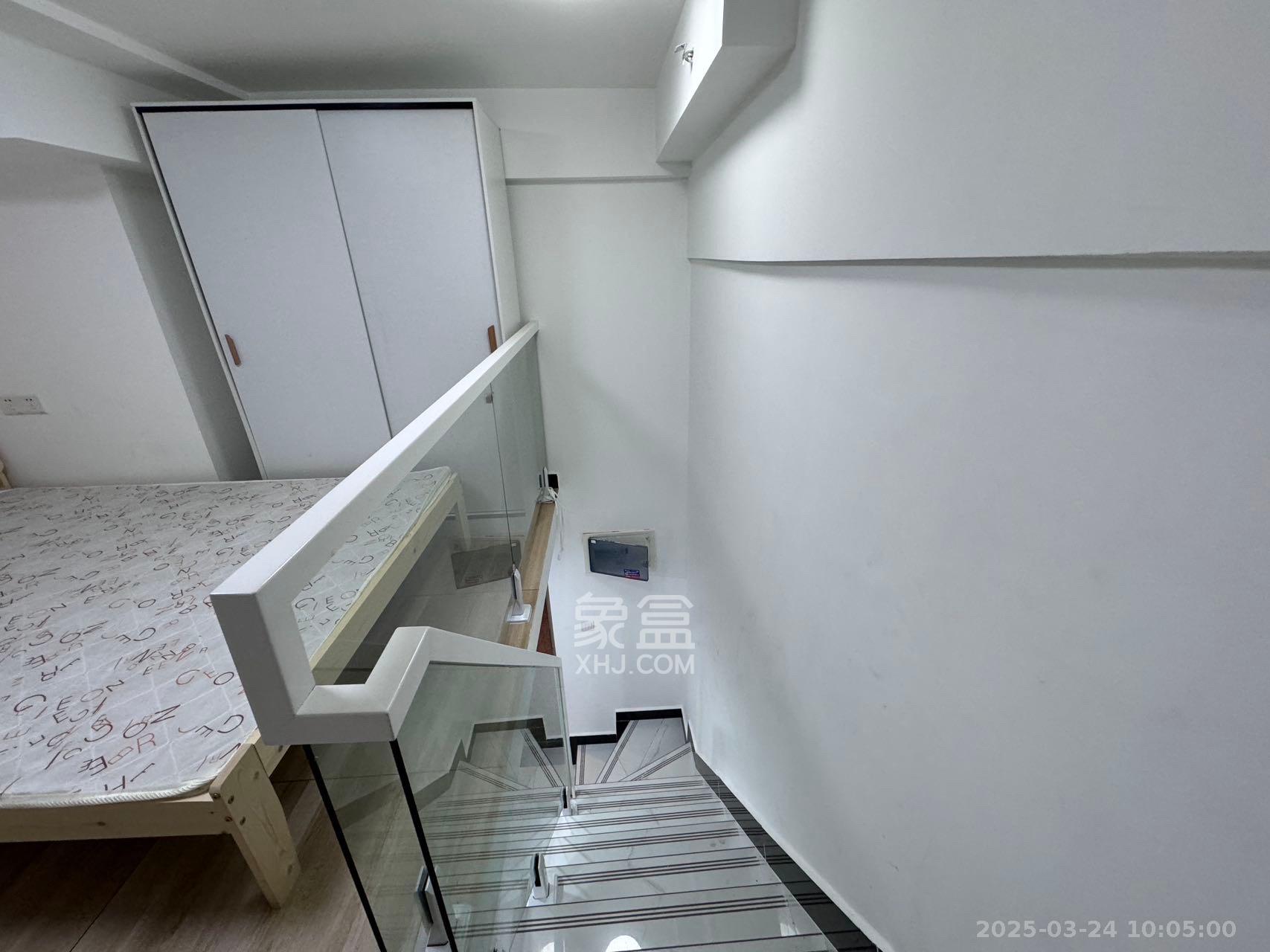 金地铂悦 1室0厅0卫 1800.0元/月 金地铂悦 1室0厅0卫 1800.0元/月室内图